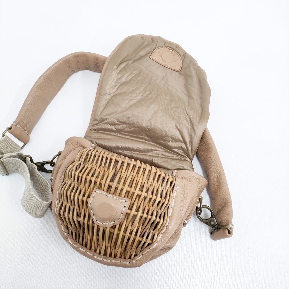 ebagos レザーパッチ ラウンドカゴバッグ ベージュ エバゴス ebagos 26SS 正規代理店 | マドリガル公式サイト （ポイント3