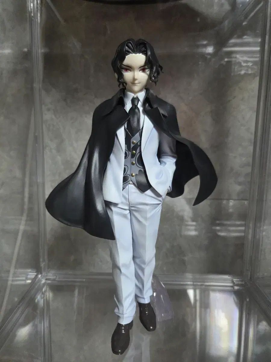 一番くじ 鬼滅の刃 B賞 鬼舞辻無惨 MASTERLISE フィギュア - メルカリ