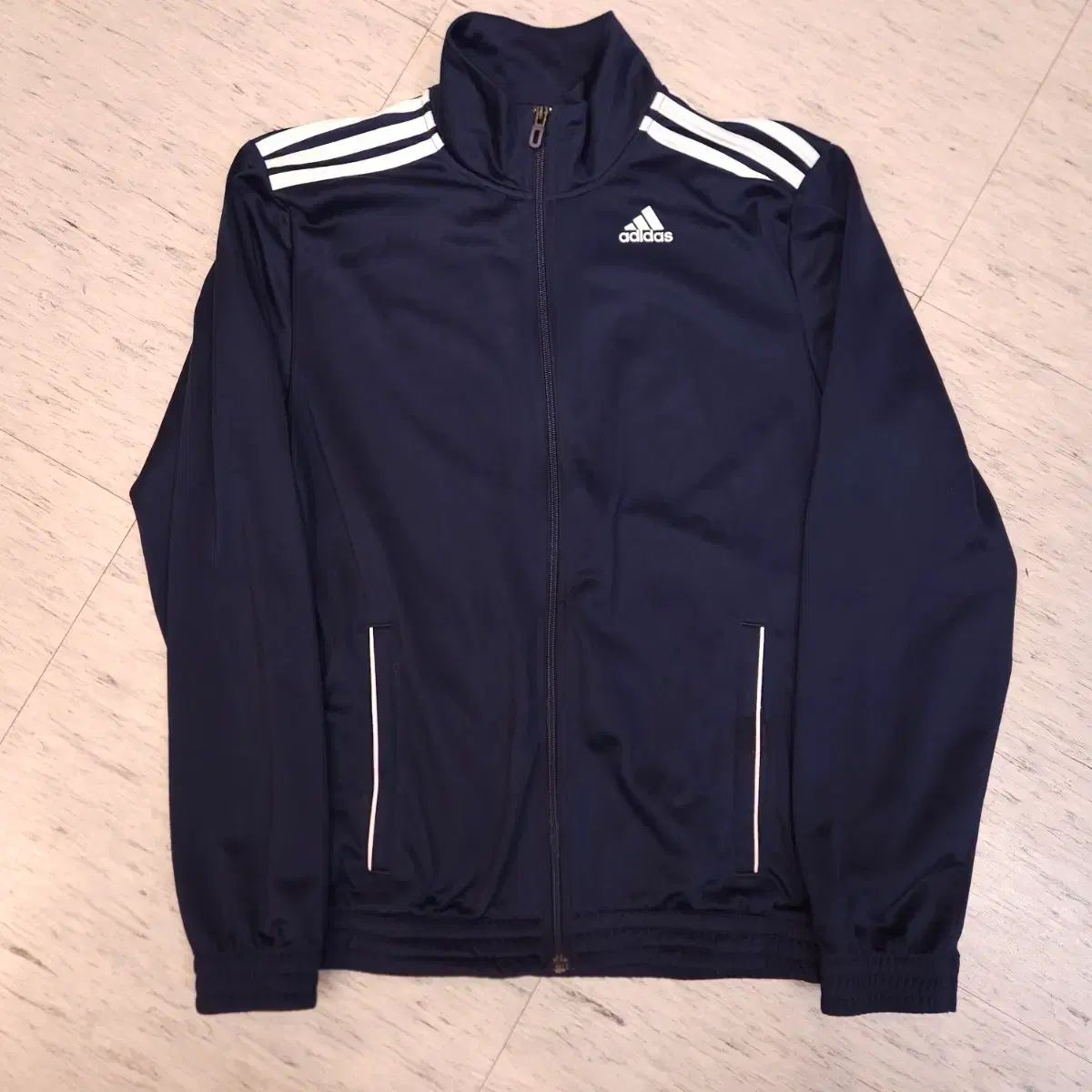 アディダス 3本線 トラックジャージ ネイビー 6 (100) - メルカリ