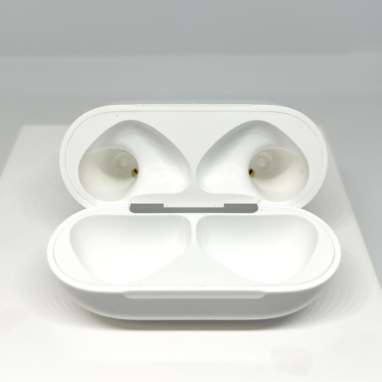 AirPods 第4世代 純正 限定保証付き - メルカリ