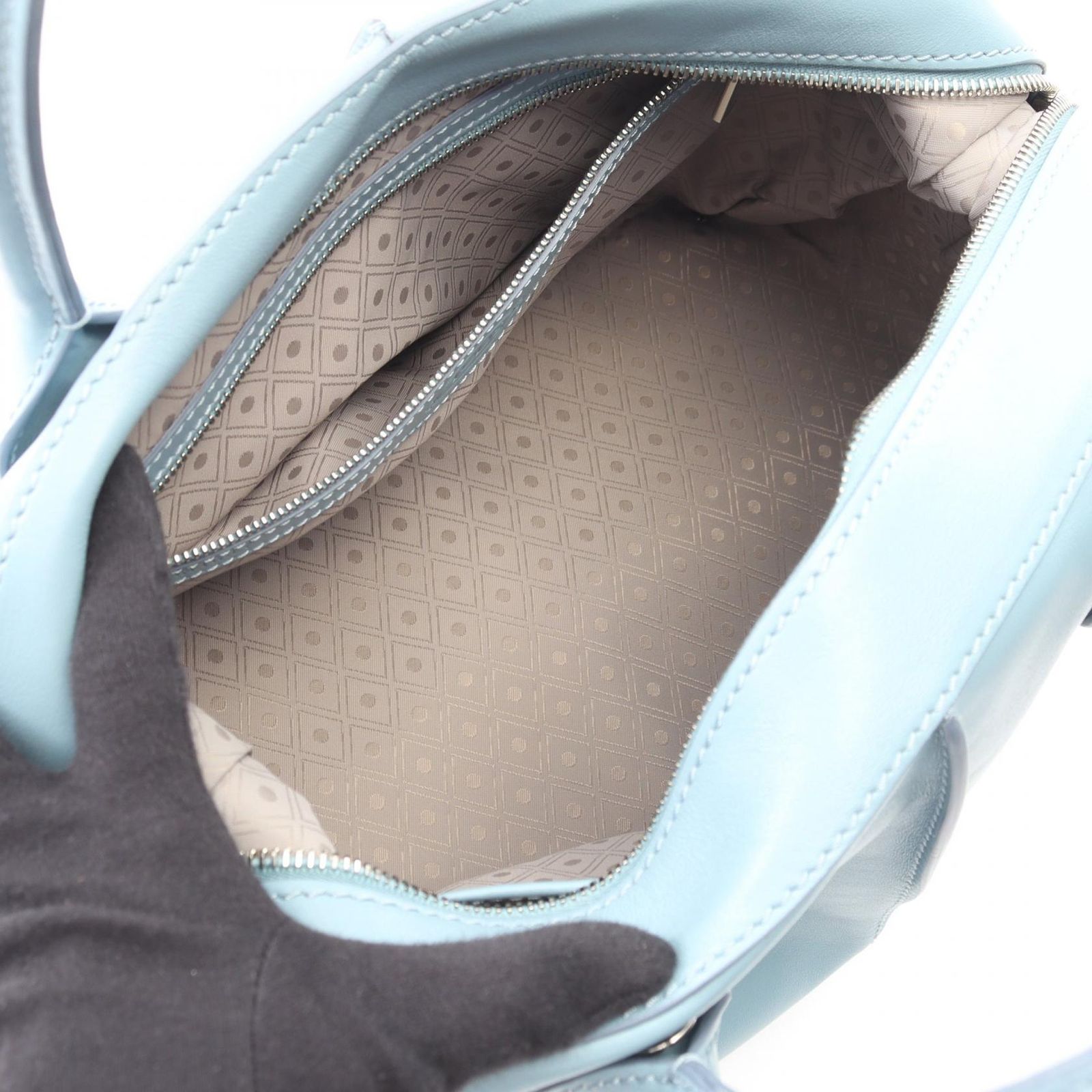 flowerbox✨TOD'S Dスタイリング ハンドバッグ ブルー×白系 TOD'S（トッズ） トートバッグ(2WAY仕様) ミニ Tタイムレス ライト