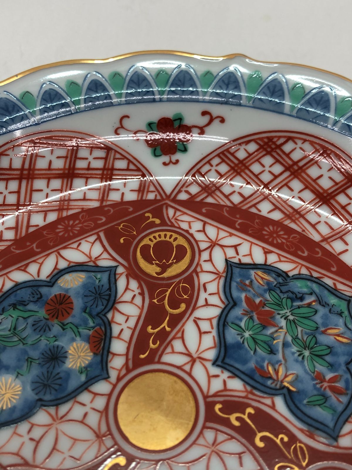 未使用保管品】大明成化年製 Mミ350 色絵染付皿 金襴朱彩 5客 - メルカリ