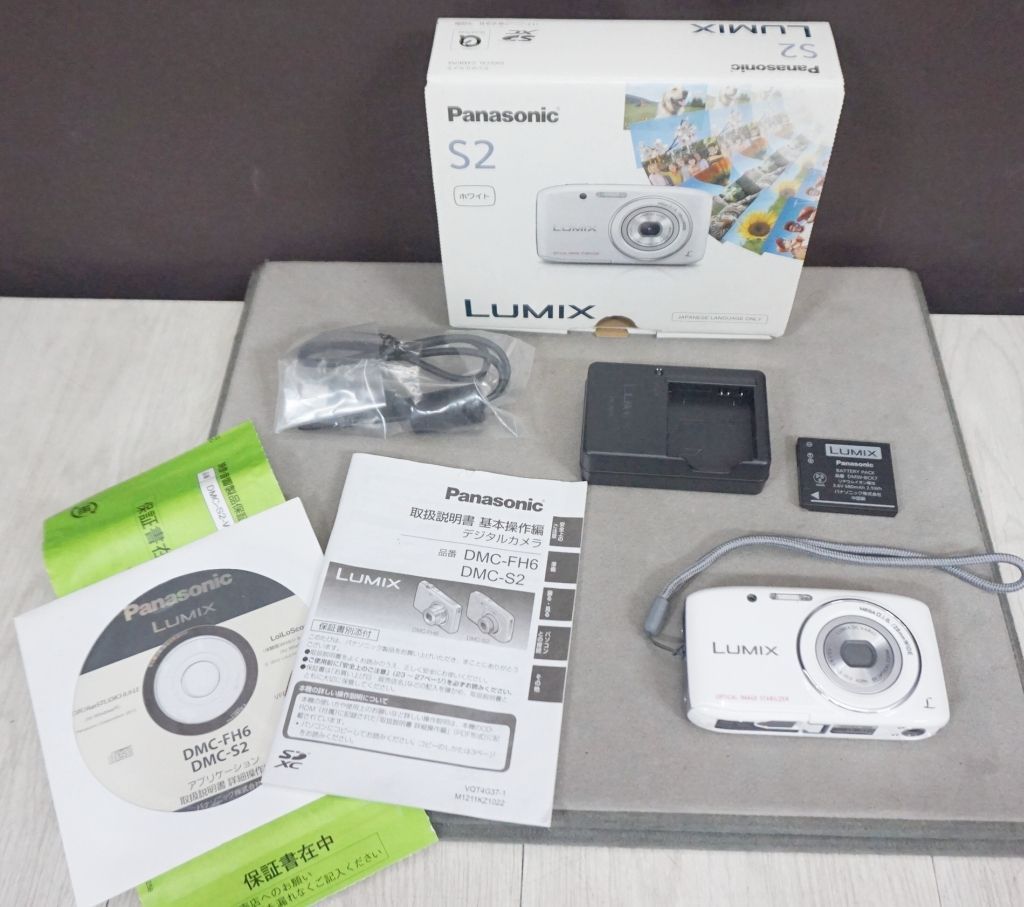 美品】Panasonic LUMIX DMC-S2 ホワイト - メルカリ