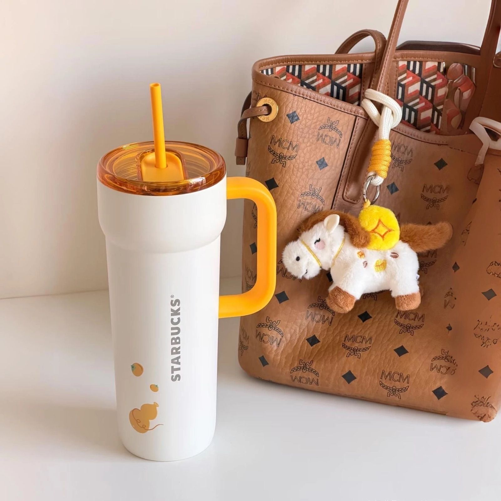 チャーム付き 馬