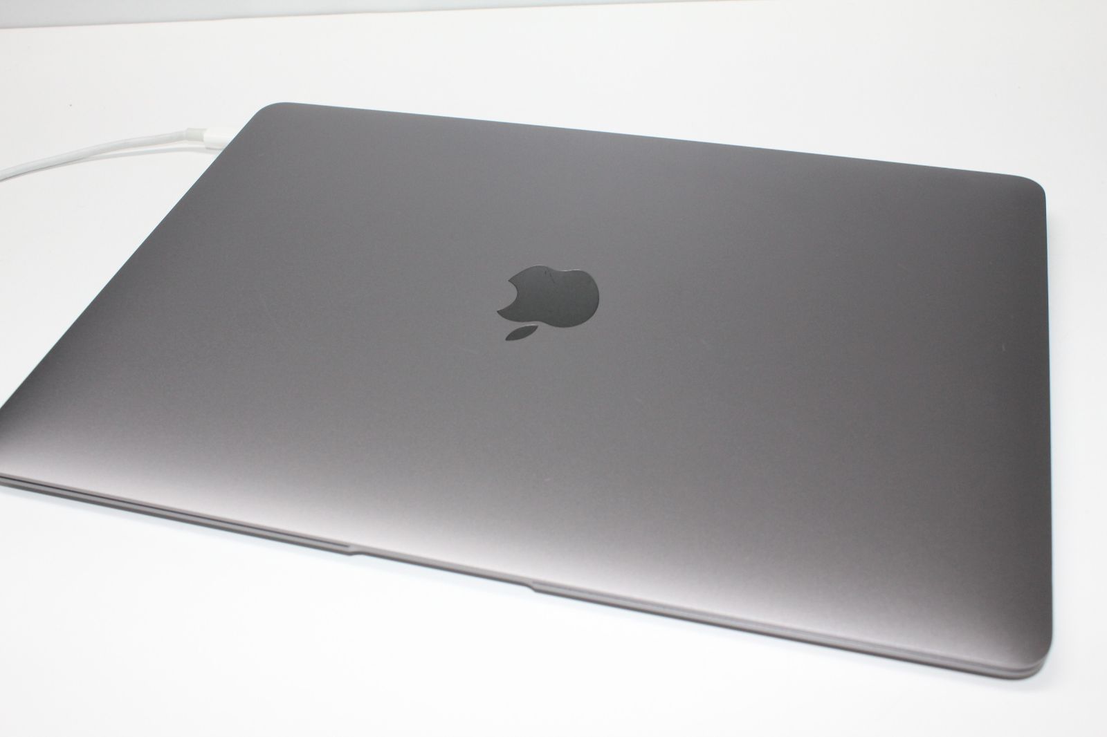 ジャンク品】MacBook Air（Retina,13インチ,2019）128GB/8GB〈MVFH2J/A