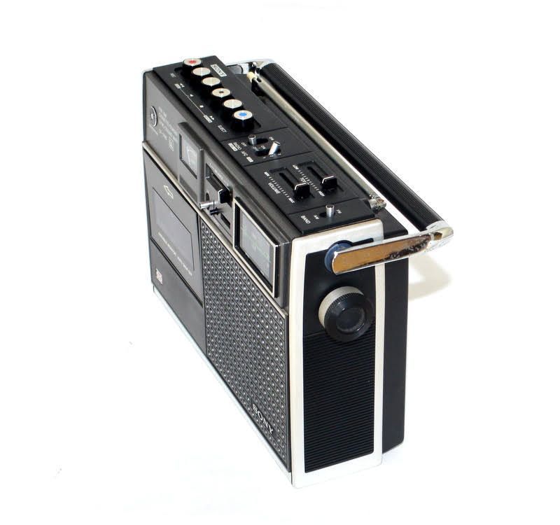 SONY／ソニー／ラジカセ／CF-1765 昭和レトロ 動作美品☆ SONY CF-1765 カセット動作 ラジオ受信OK ラジカセ - メルカリ