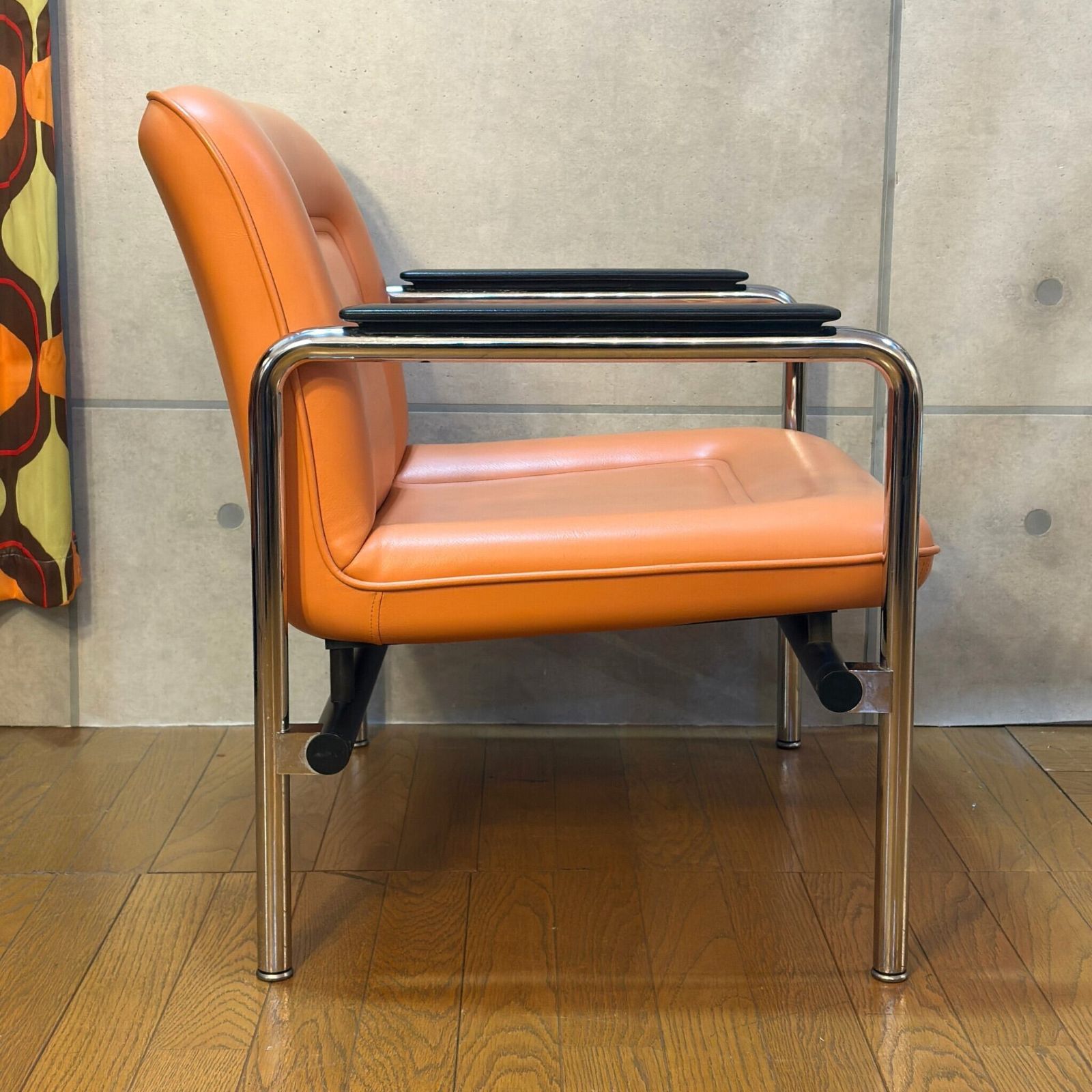 USED】HOUTOKU Lounge Chair DFB10 (Orange) / ホウトク ラウンジ