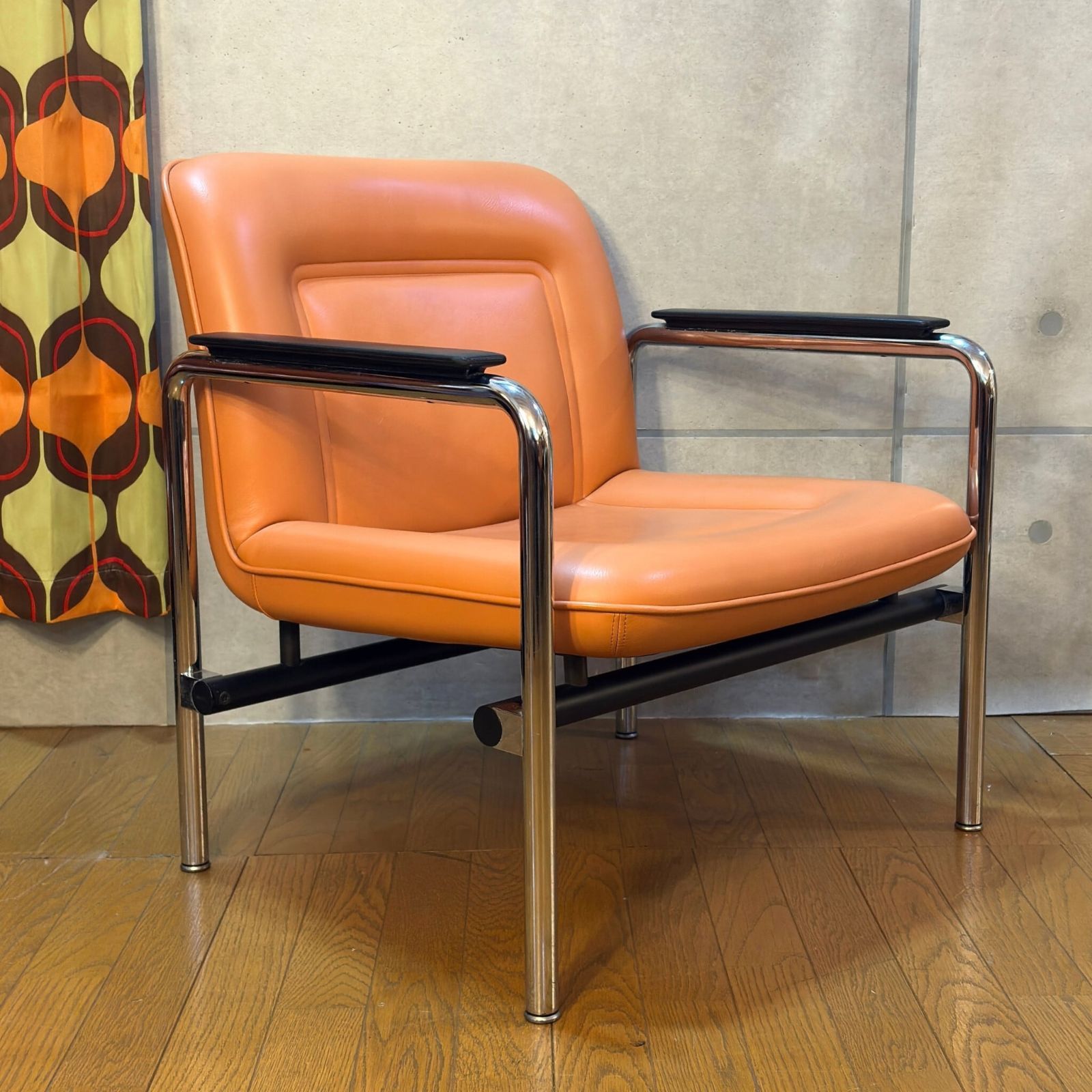 USED】HOUTOKU Lounge Chair DFB10 (Orange) / ホウトク ラウンジ