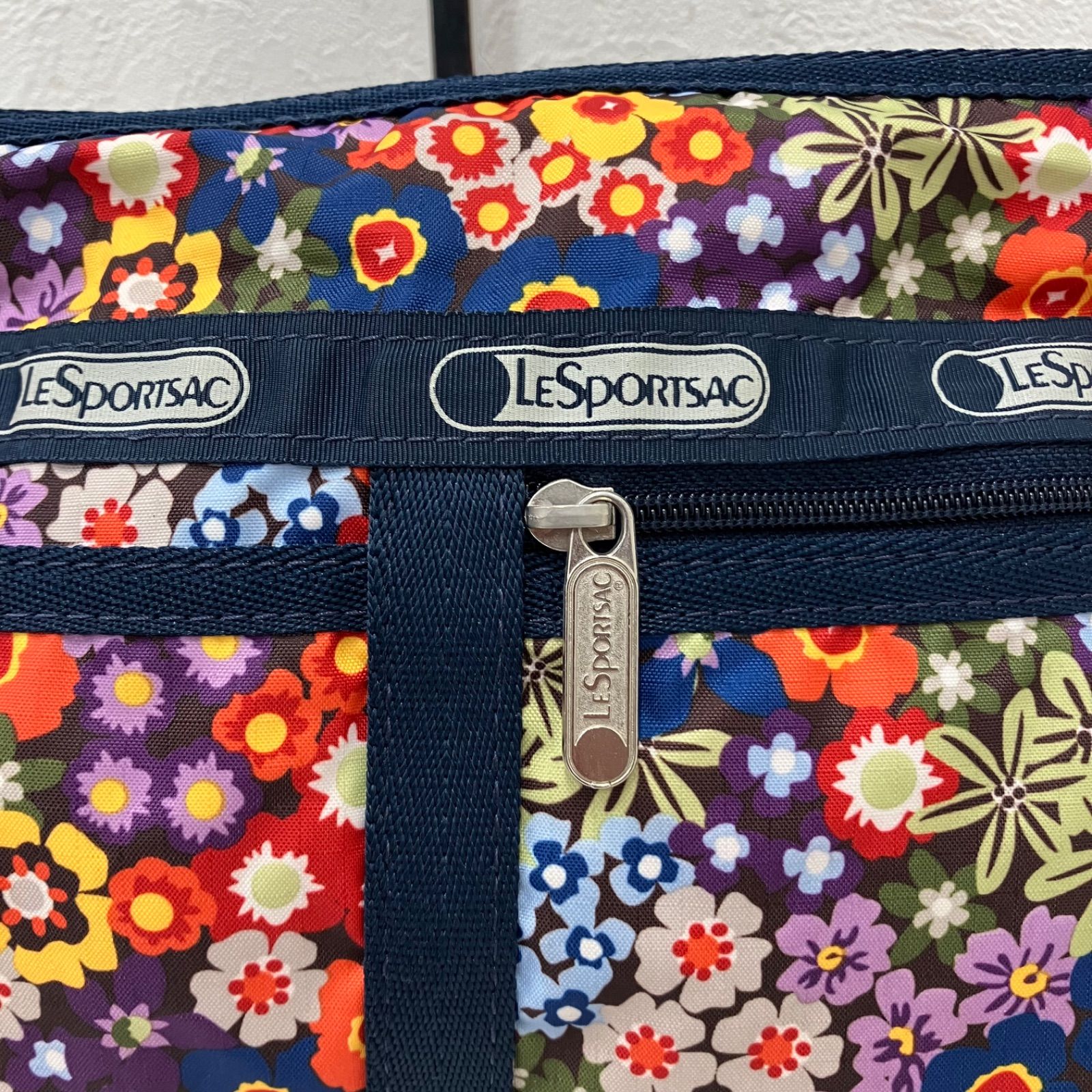 8394 LeSportsac レスポートサック ショルダーバッグ ネイビー 紺 花柄