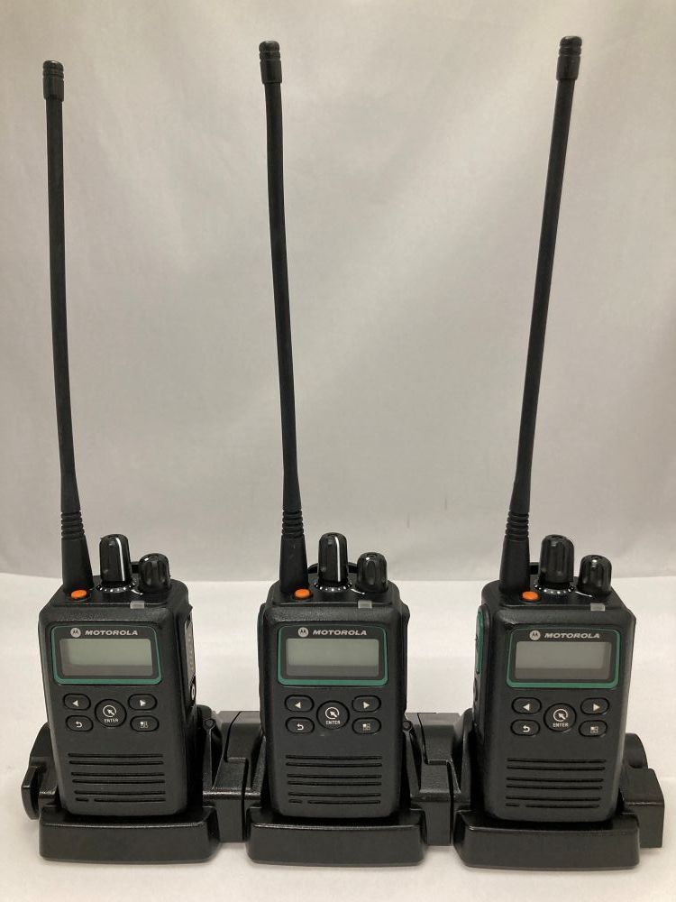 ②モトローラ　デジタル簡易　登録局　5w 3R GDR4800 6台セット　中古 □中古□送料無料□3台セット□モトローラ GDR4800 デジタル簡易無線