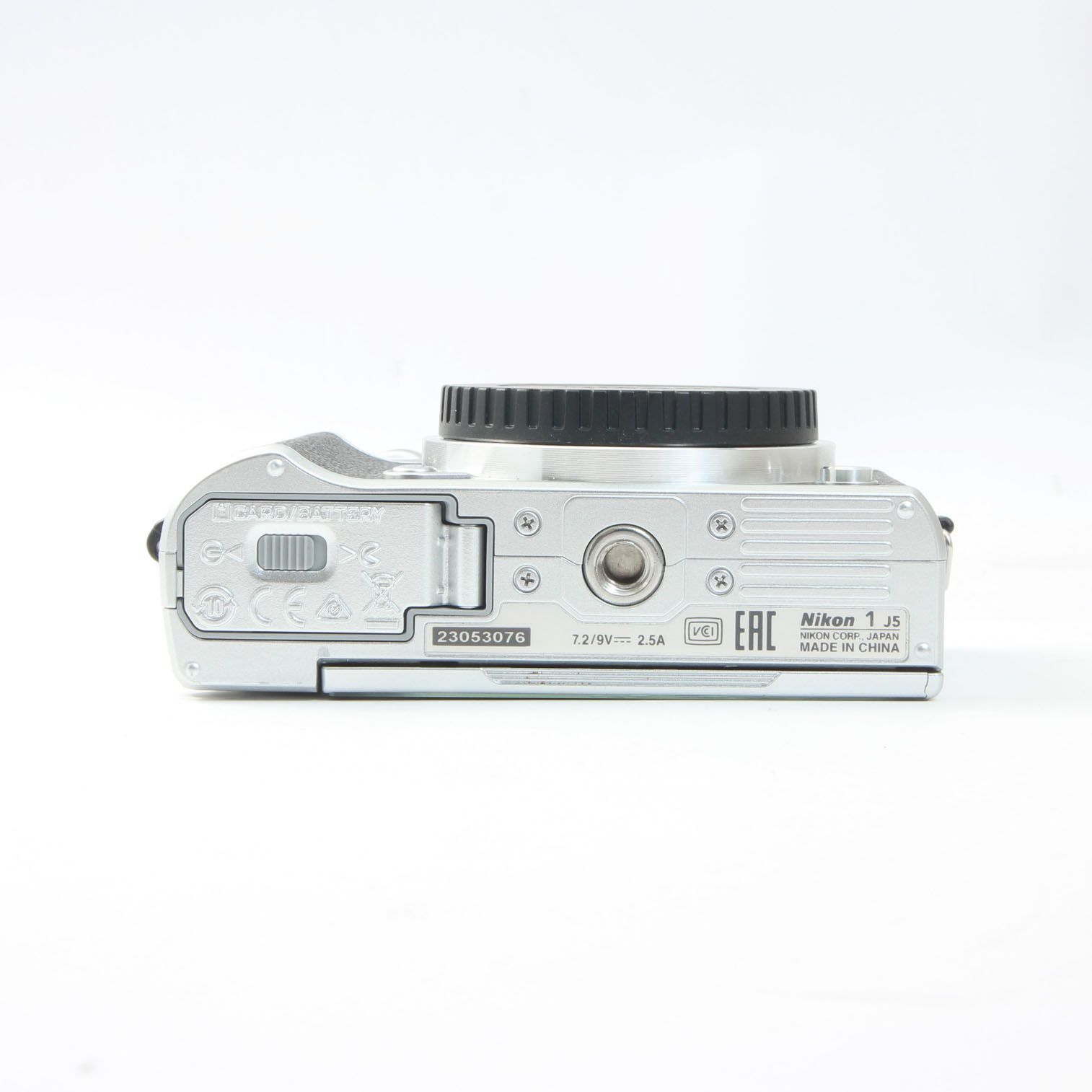 ニコン Nikon1 J5 ミラーレスカメラ シルバー - メルカリ