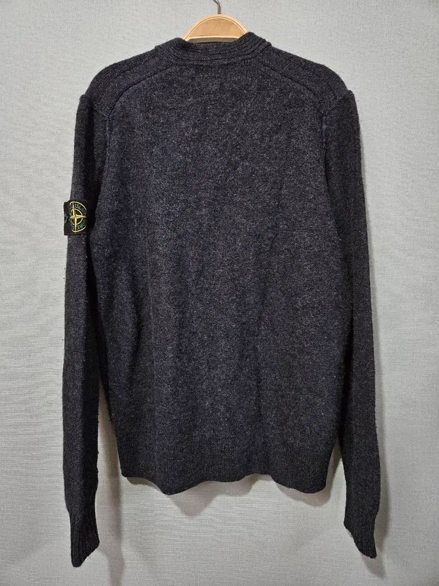 STONE ストーンアイランド 長袖Vネックニット 楽天市場】【最大2万円