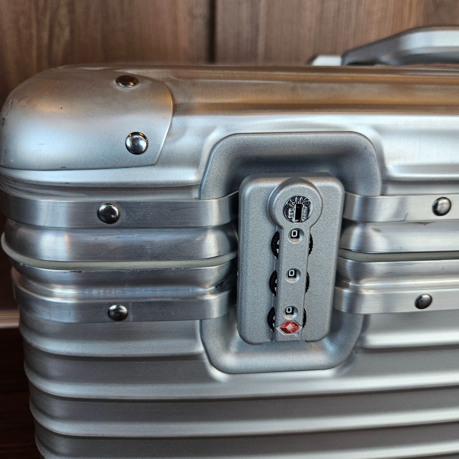 ☆廃盤☆旧ロゴ☆特大サイズ☆リモワRIMOWA☆トパーズ☆パイロット