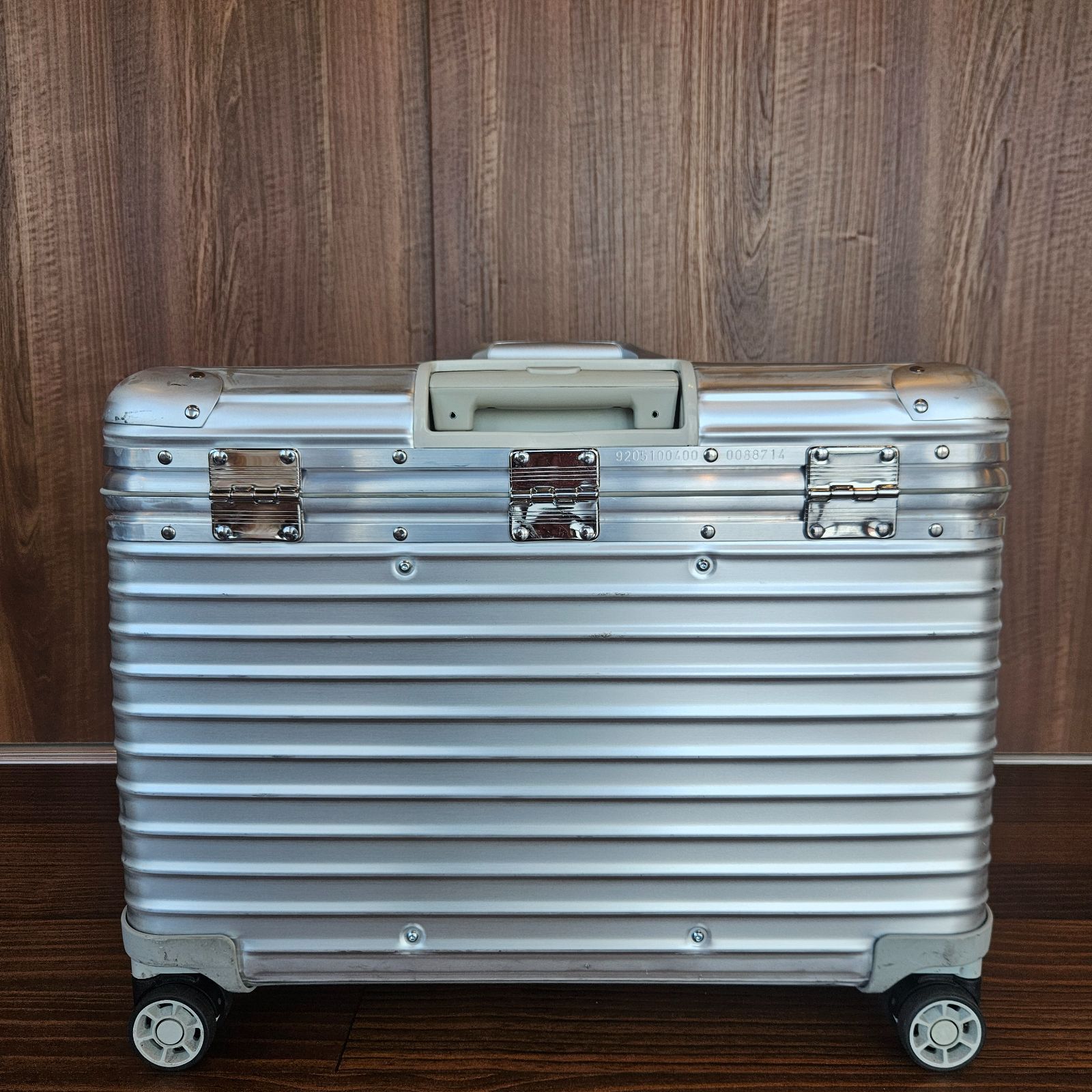 ☆廃盤☆旧ロゴ☆特大サイズ☆リモワRIMOWA☆トパーズ☆パイロット