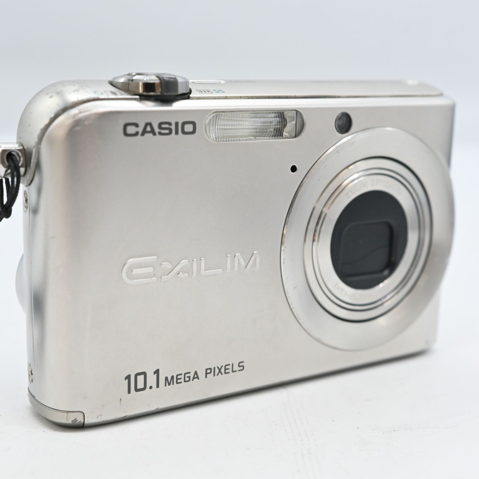 難有品】CASIO デジタルカメラ EXILIM ZOOM EX-Z1000 シルバー - メルカリ