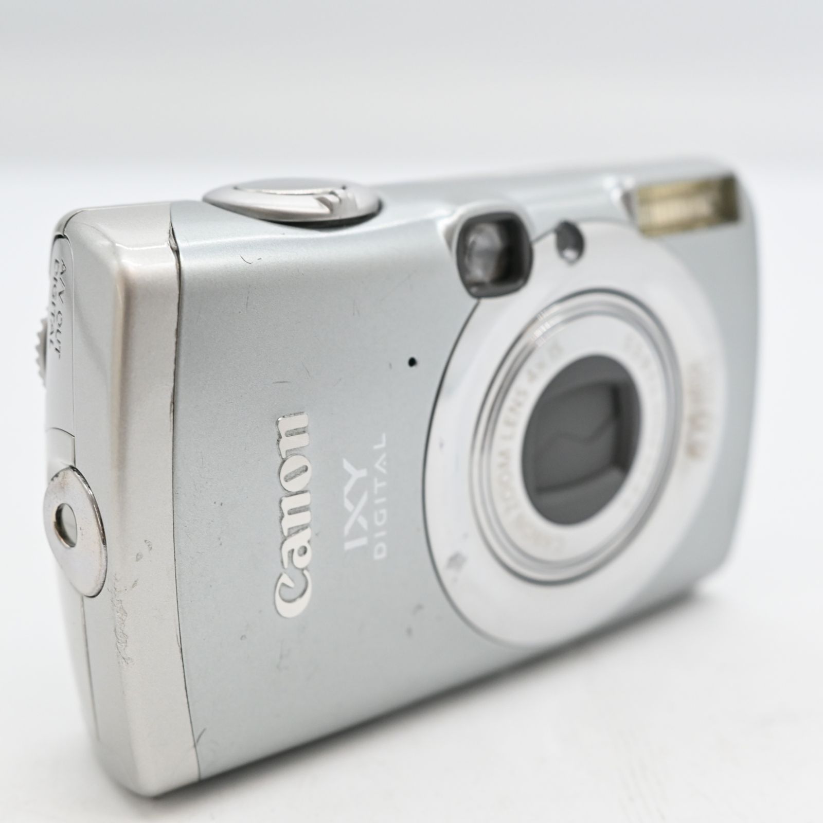 Canon IXY DIGITAL 800IS　シルバー(ジャンク) ジャンク】Canon IXY DIGITAL 800 IS シルバー Canon キャノン IXY