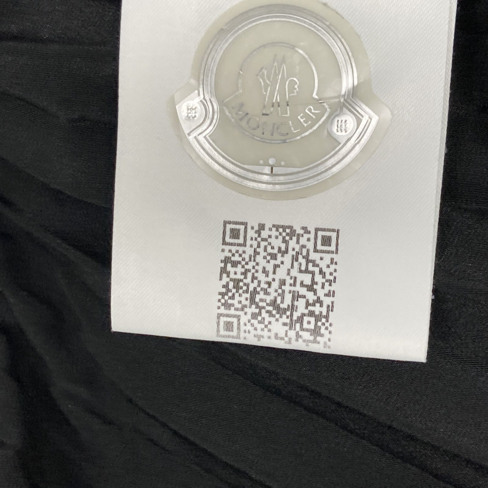 MONCLER モンクレール E20932530000 ﾌﾞﾗｯｸ GONNA ﾌﾟﾘｰﾂ ｽｶｰﾄ 44 - メルカリ 