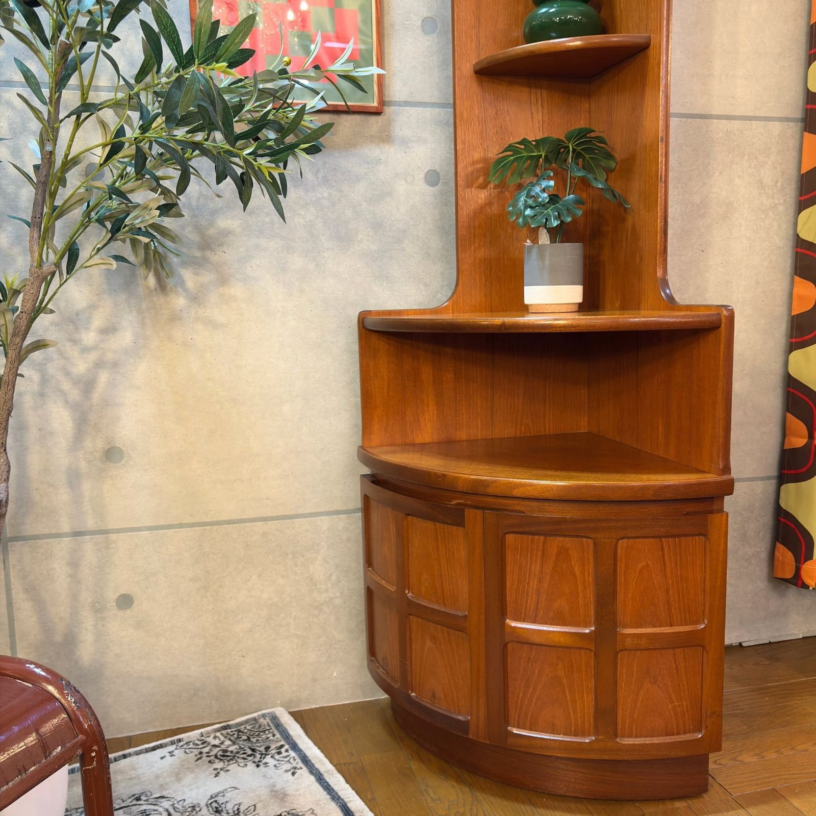 VINTAGE】Nathan Corner Shelf / ネイサン チーク コーナーシェルフ