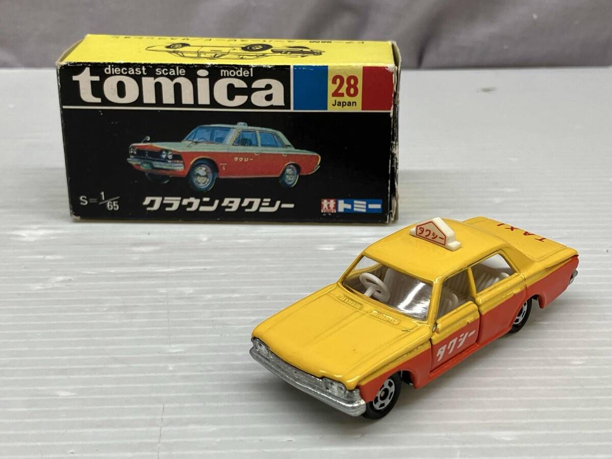 ② トミカ No.28 トヨタ クラウン タクシー やまぶき色×オレンジ
