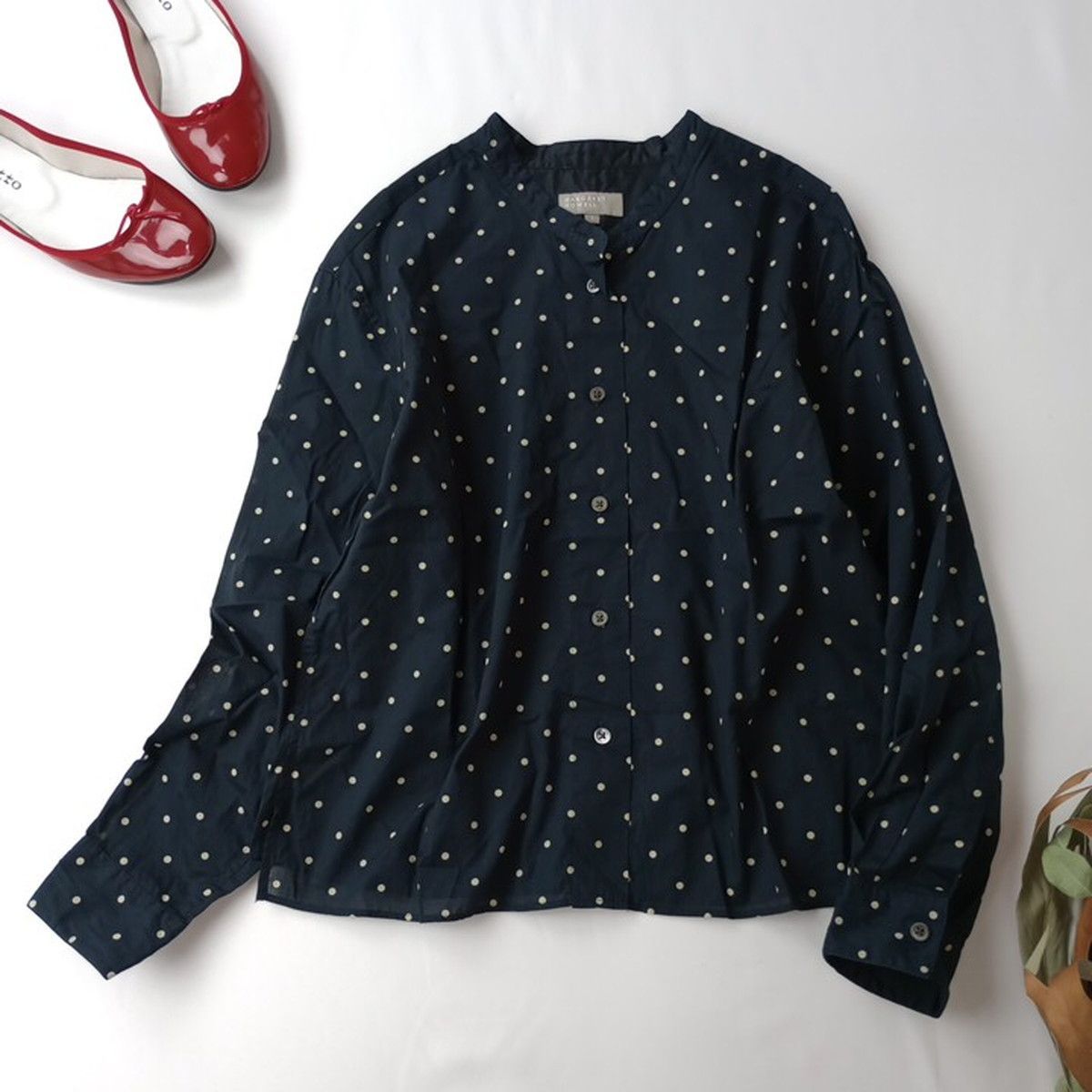 ◯ MARGARET HOWELL マーガレットハウエル CLOSE SPOT BATISTE SHIRT