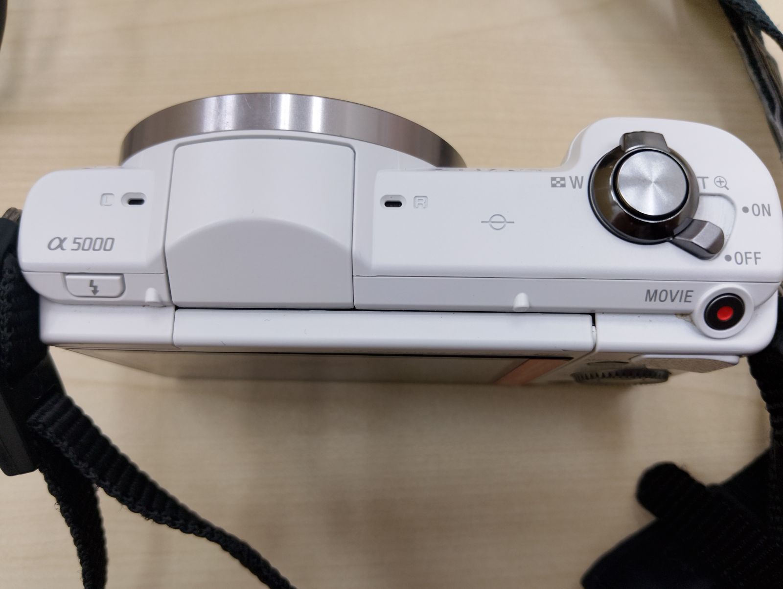 美品 稼働品 SONY α5000 ミラーレス 一眼 ホワイト パワーズーム