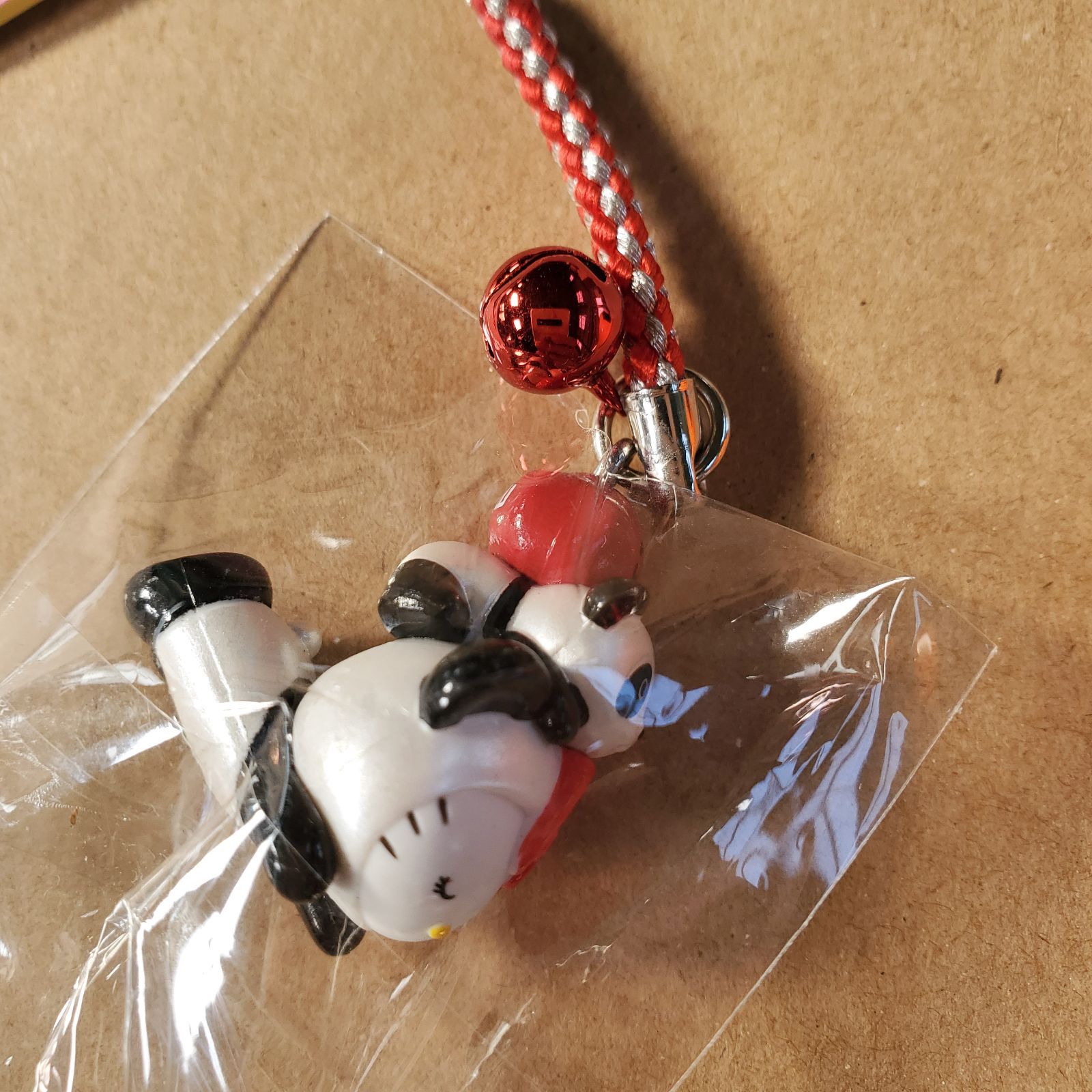 ご当地キティ 和歌山限定 パンダ 根付けストラップ 紀州梅 希少 レア