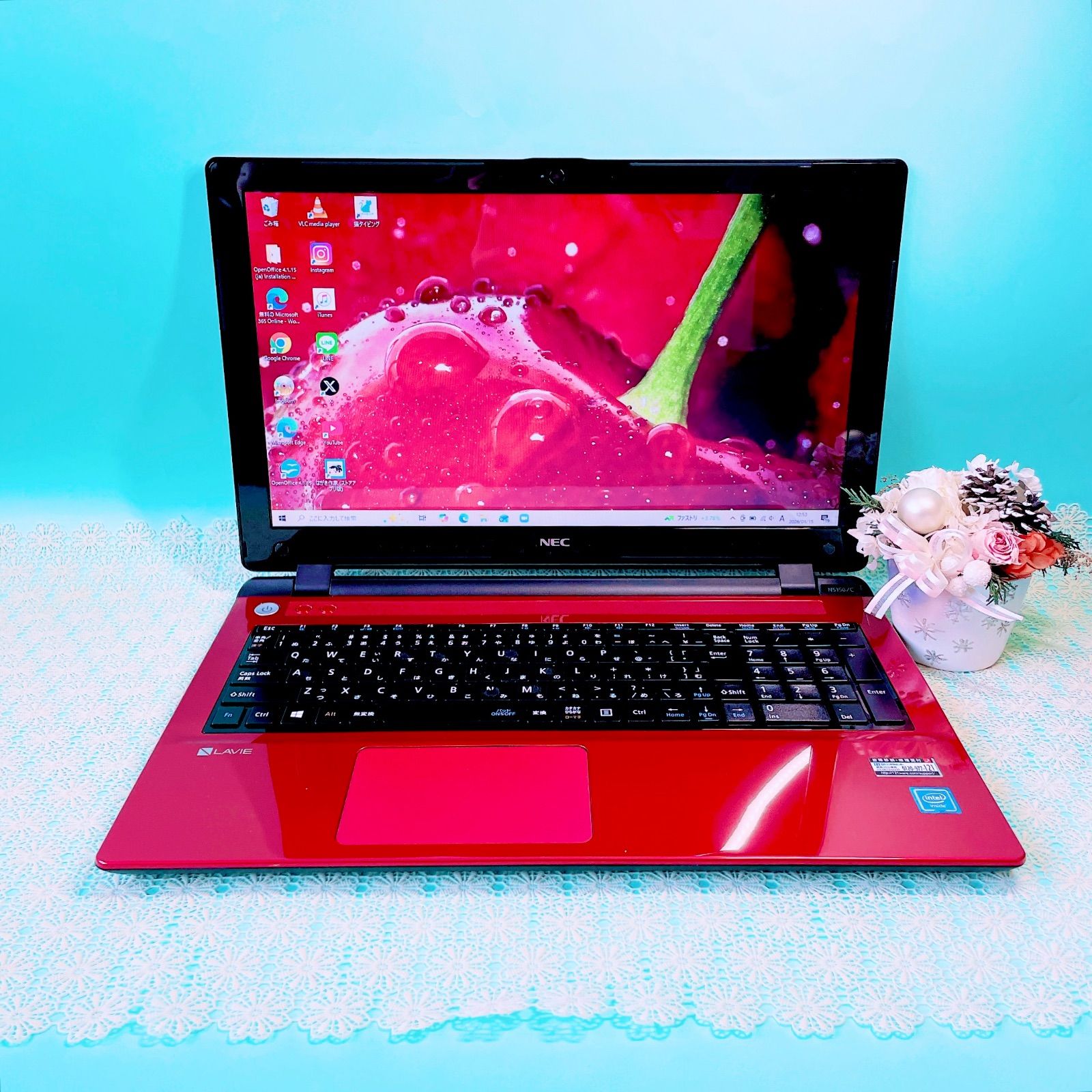 超大容量1TB！オフィス✨カメラ付赤ノートパソコン✨オシャレ✨人気✨薄型✨初心者 迷ったらコレ❣️大人気！写真や動画の保存におすすめ大容量1TB