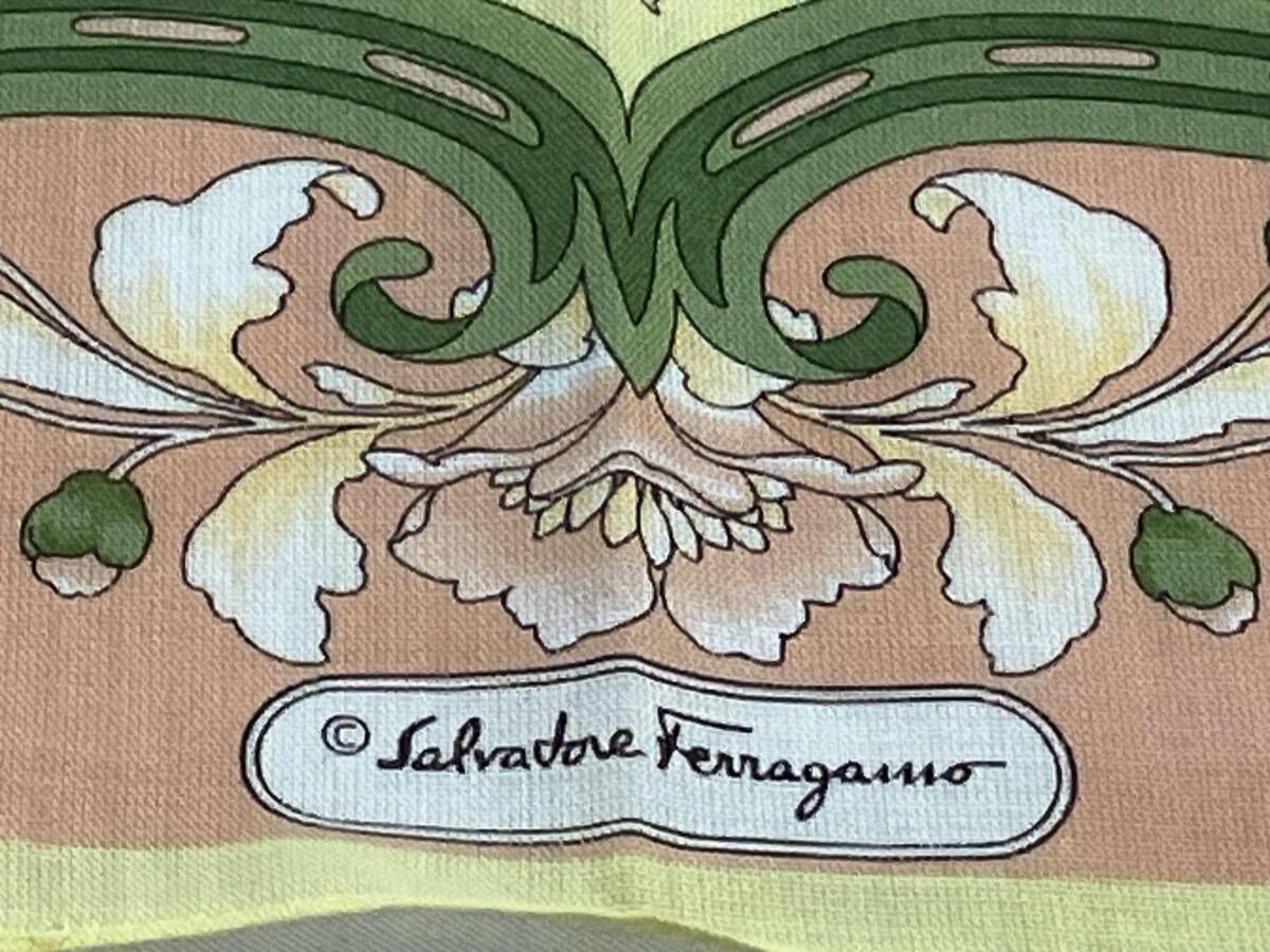 Salvatore Ferragamo サルバトーレフェラガモ スカーフ シルク100
