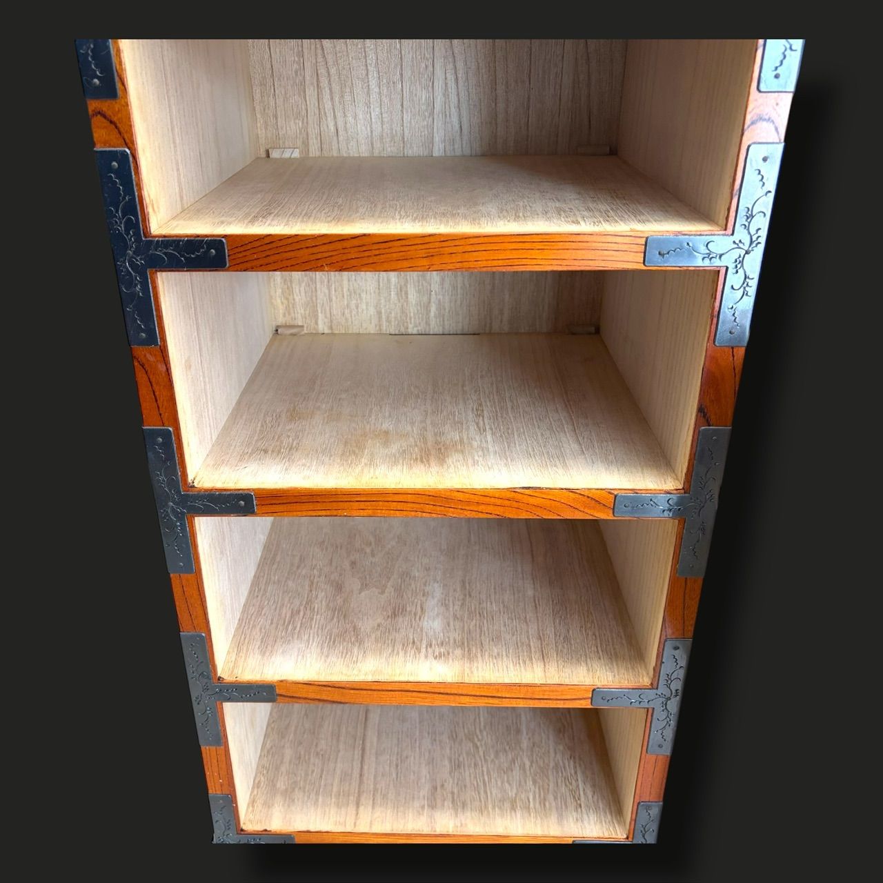 【美品/うるし塗装】岩谷堂 箪笥 伊勢丹オリジナル 小箪笥 チェスト 整理箪笥 民芸家具 和家具 木製 収納 引き出し たんす 漆塗り 小物収納 コンパクト 和モダン インテリア リビング/寝室/玄関収納 サイドチェスト ナイトテーブル 小型収納 小物入れ 漆 美品/うるし塗装】岩谷堂 箪笥 伊勢丹オリジナル 小箪笥 チェスト 整理