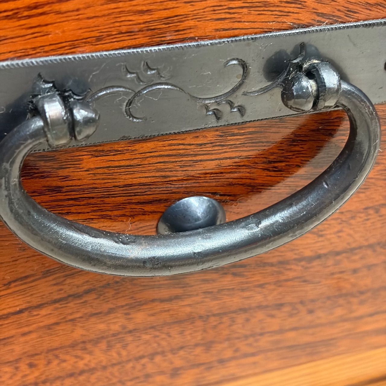 【美品/うるし塗装】岩谷堂 箪笥 伊勢丹オリジナル 小箪笥 チェスト 整理箪笥 民芸家具 和家具 木製 収納 引き出し たんす 漆塗り 小物収納 コンパクト 和モダン インテリア リビング/寝室/玄関収納 サイドチェスト ナイトテーブル 小型収納 小物入れ 漆 美品/うるし塗装】岩谷堂 箪笥 伊勢丹オリジナル 小箪笥 チェスト 整理