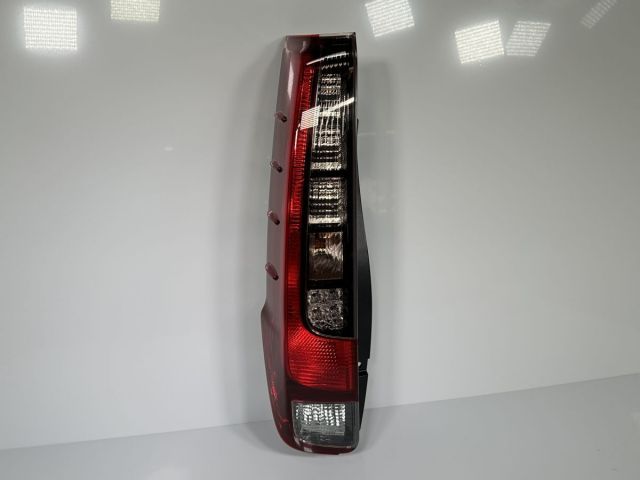 美品/破損なし/低走行 エスクァイア ノア ZRR80G ZRR80W ZWR80G ZWR80W