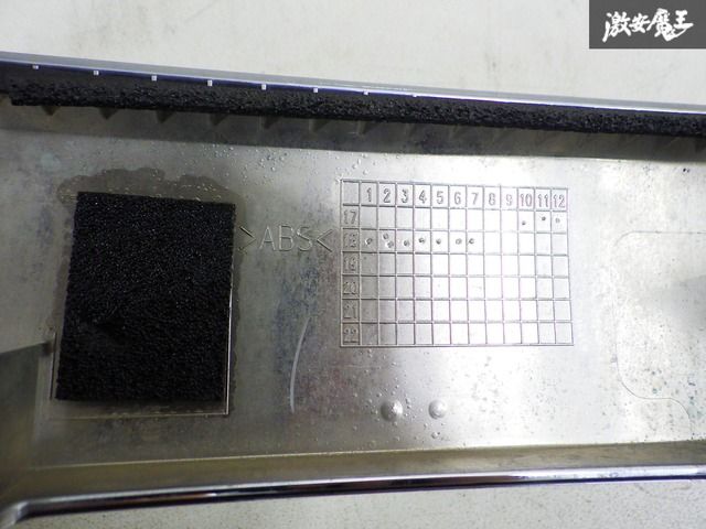 【楽天市場】スペーシア バックドアガーニッシュ（パーツ｜車用品）：車用品・バイク用品の通販 【破損無し！】スズキ純正 MK53S スペーシア リアガーニッシュ バックドアガーニッシュ メッキ 83941-79R0 外装