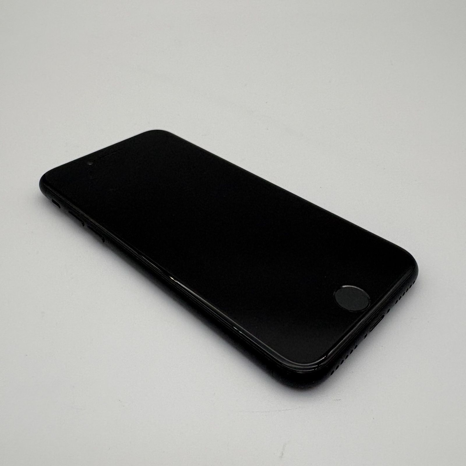 iPhone7 32GB ブラック 本体 スマートフォン スマホ SIMフリー 動作