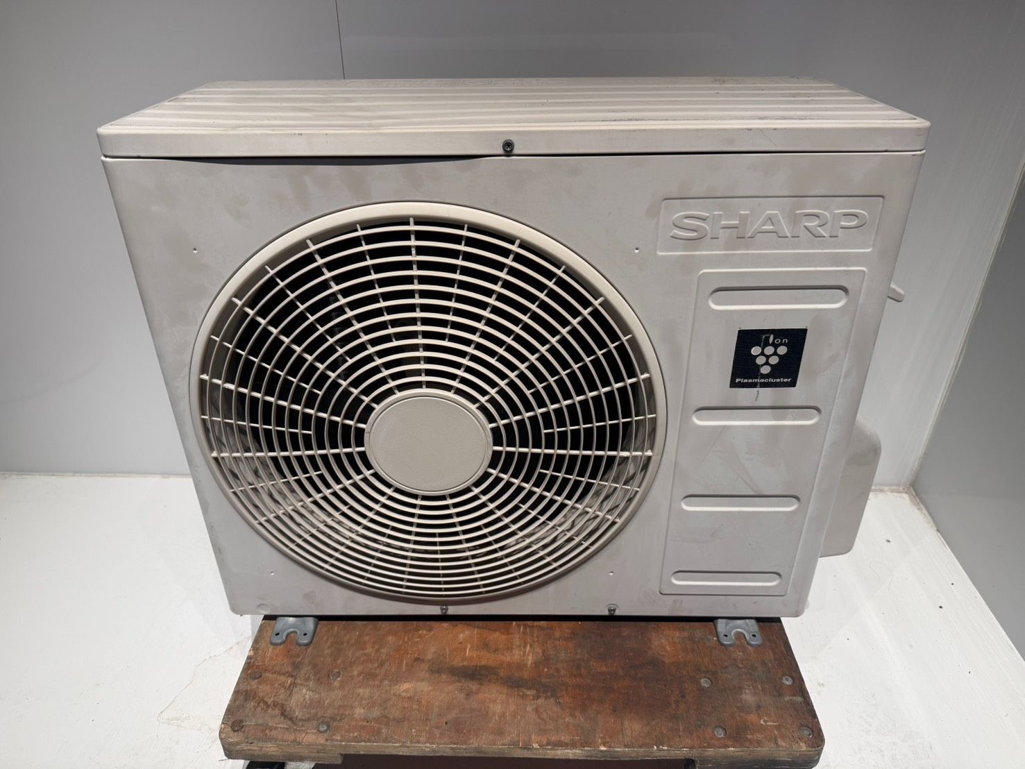 313 SHARP 2019年製エアコン 8～10畳用 整備済み - メルカリ