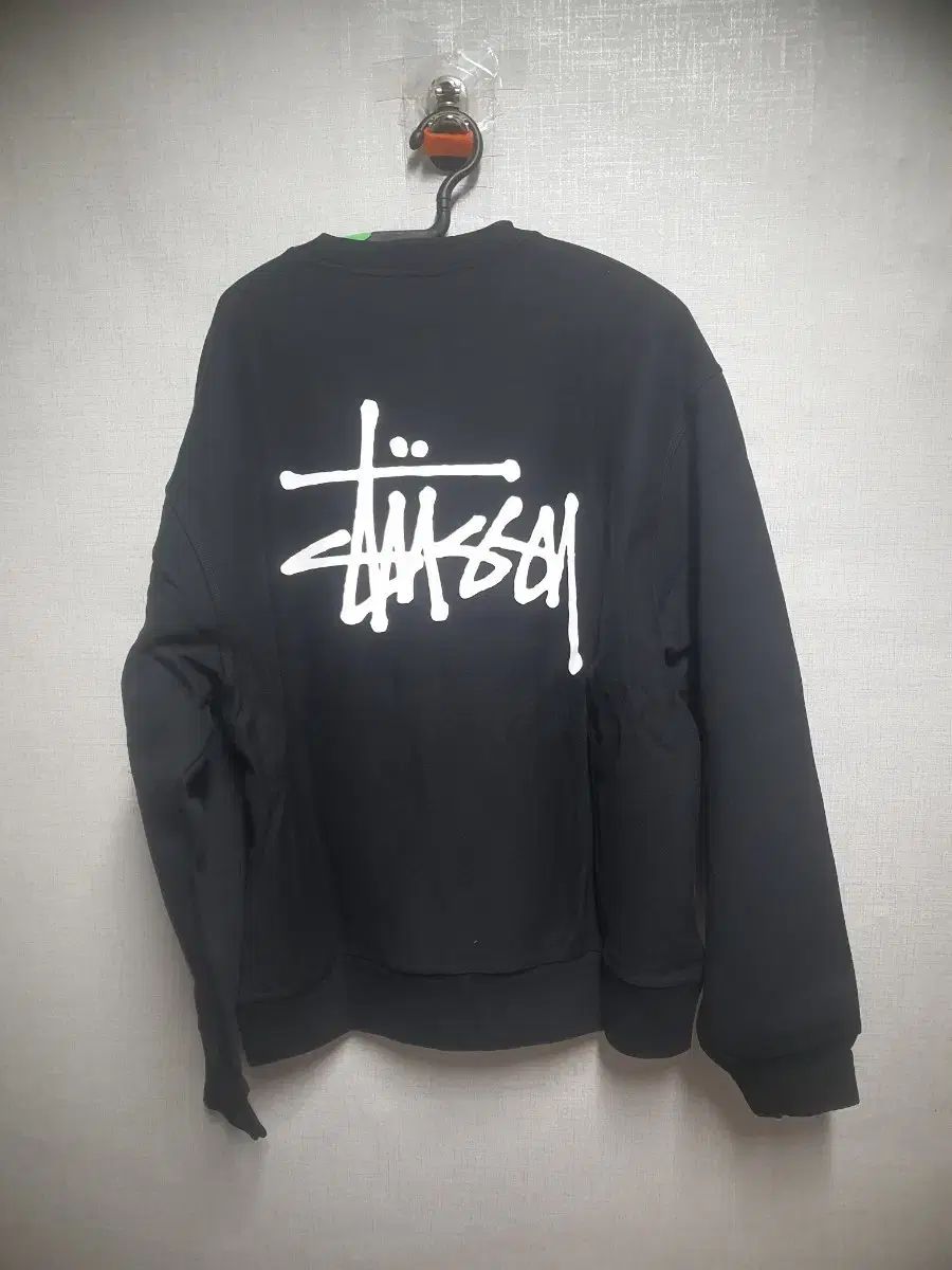 STUSSY ステューシー ブラック BIG ロゴ スウェット パーカー L - メルカリ
