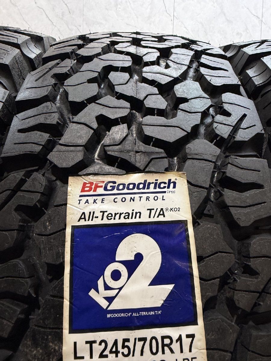 【新品】BF Goodrich All-Terrain T/A KO2 グッドリッチ LT245/70R17 119/116S 17インチ 夏タイヤ 4本 21年製 エクスプローラー MTH994MS+ クレジットカード QRコード決済可能 BFGoodrich All-Terrain T/A KO2 245/70R17 LT 119/116S RWL ホワイト