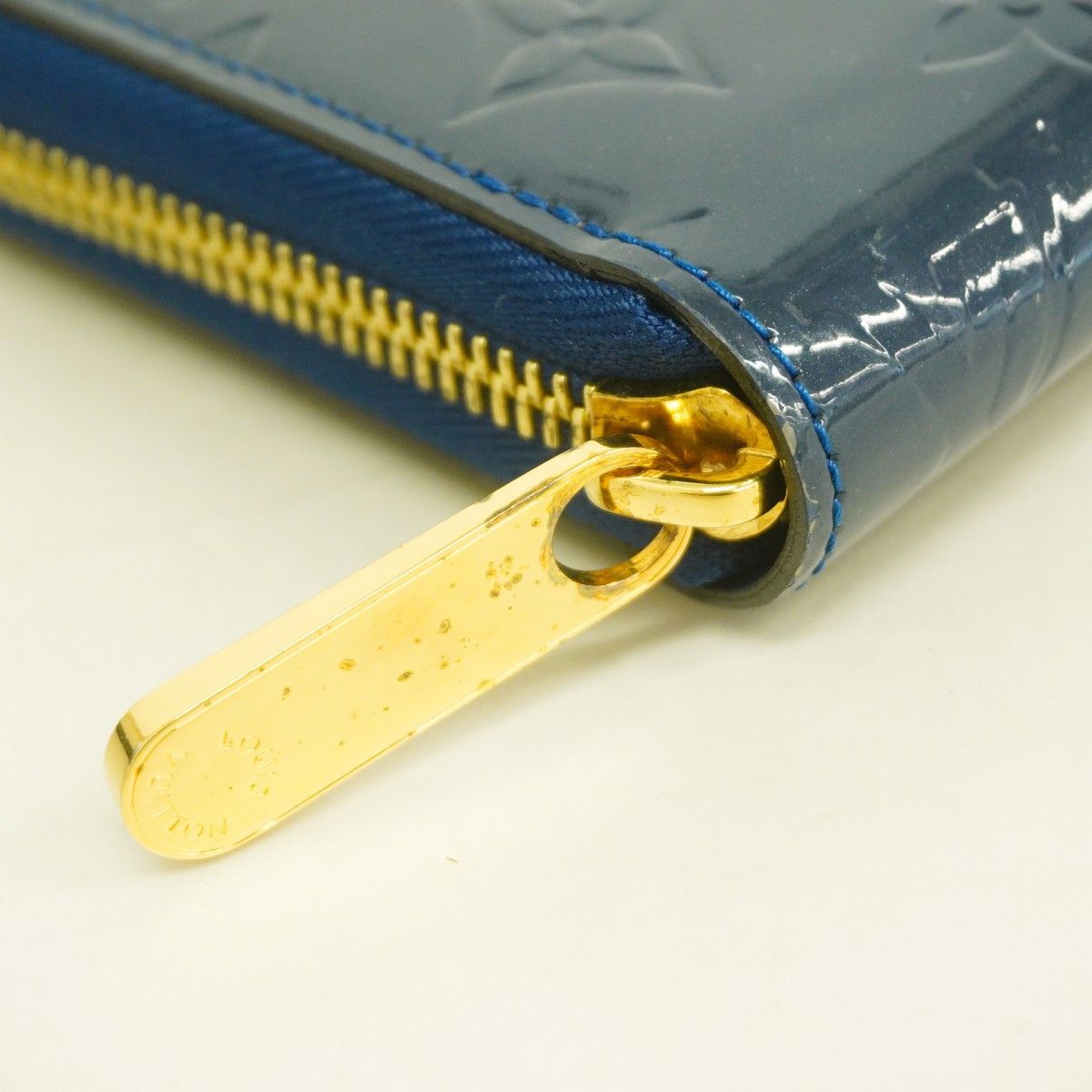 ☆SALE【5pe6953-k】ルイヴィトン 長財布 ヴェルニ ジッピーウォレット