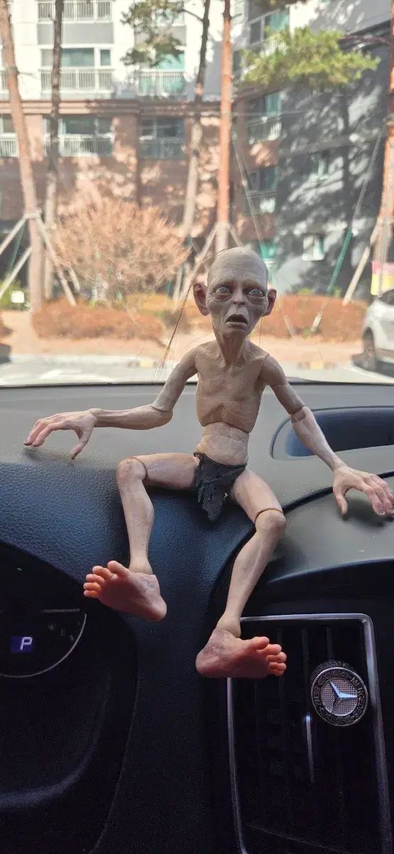 スミゴル ゴラム