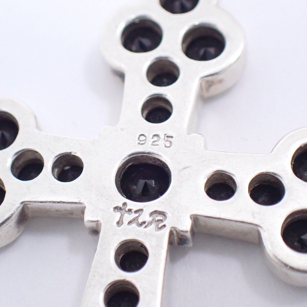 Loree Rodkin ローリーロドキン ゴシッククロス ペンダントトップ