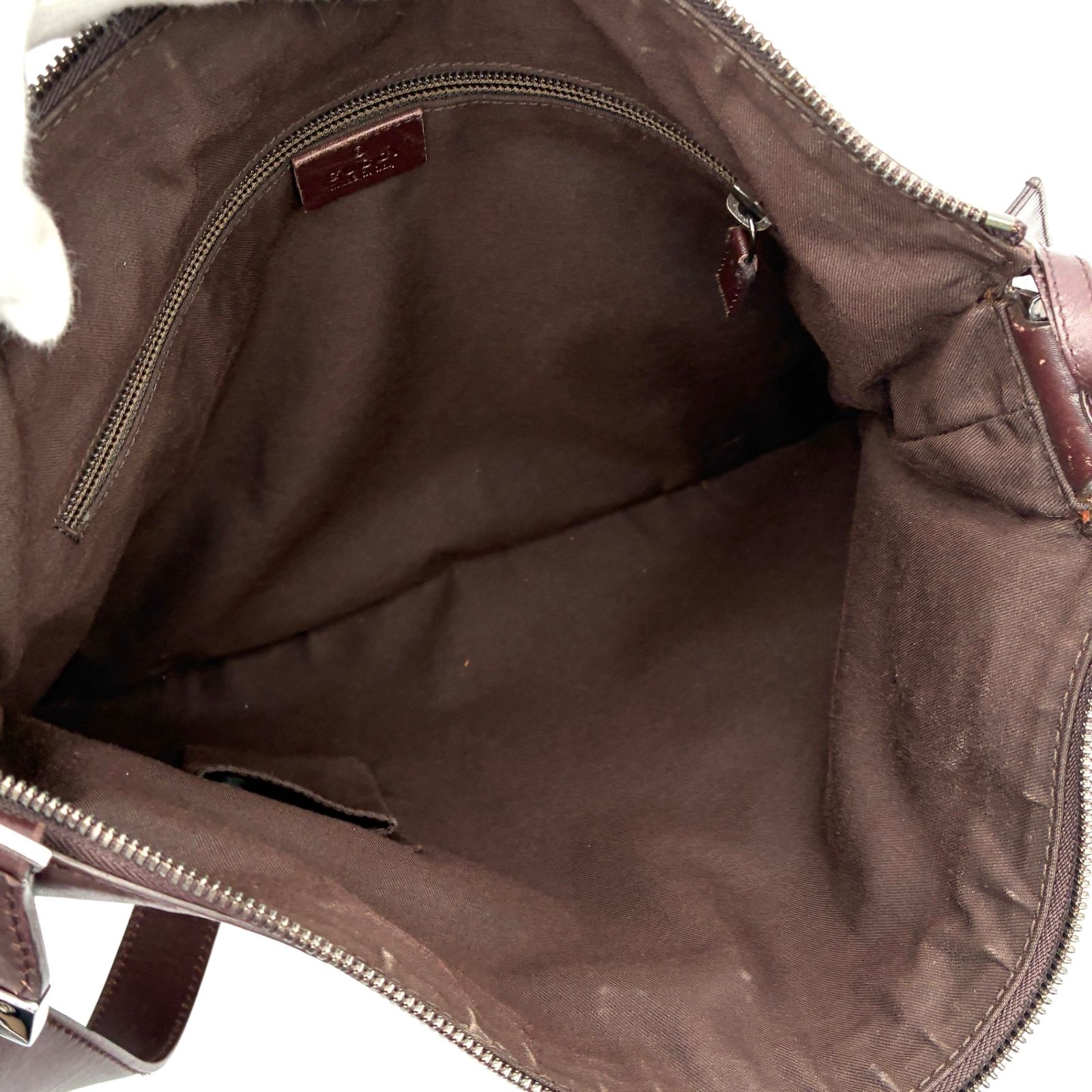 美品・正規品 GUCCI グッチ GG シマレザー ショルダーバッグ 斜め掛け