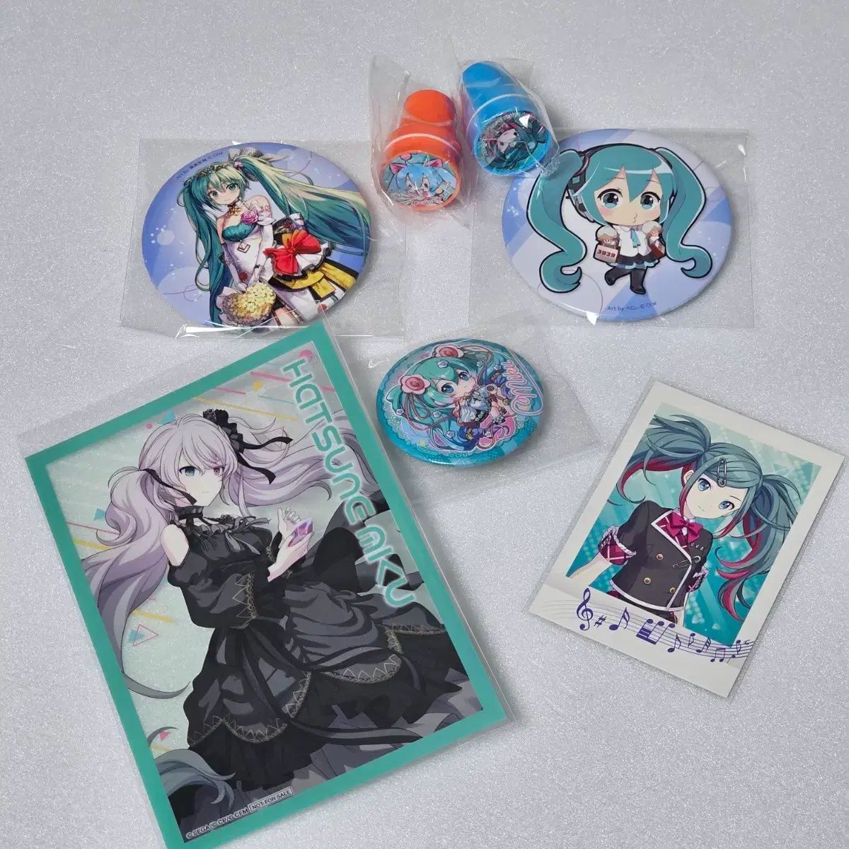 初音ミク 缶バッジ まとめ売り まとめ売り) 初音 ミク 缶バッジ - メルカリ
