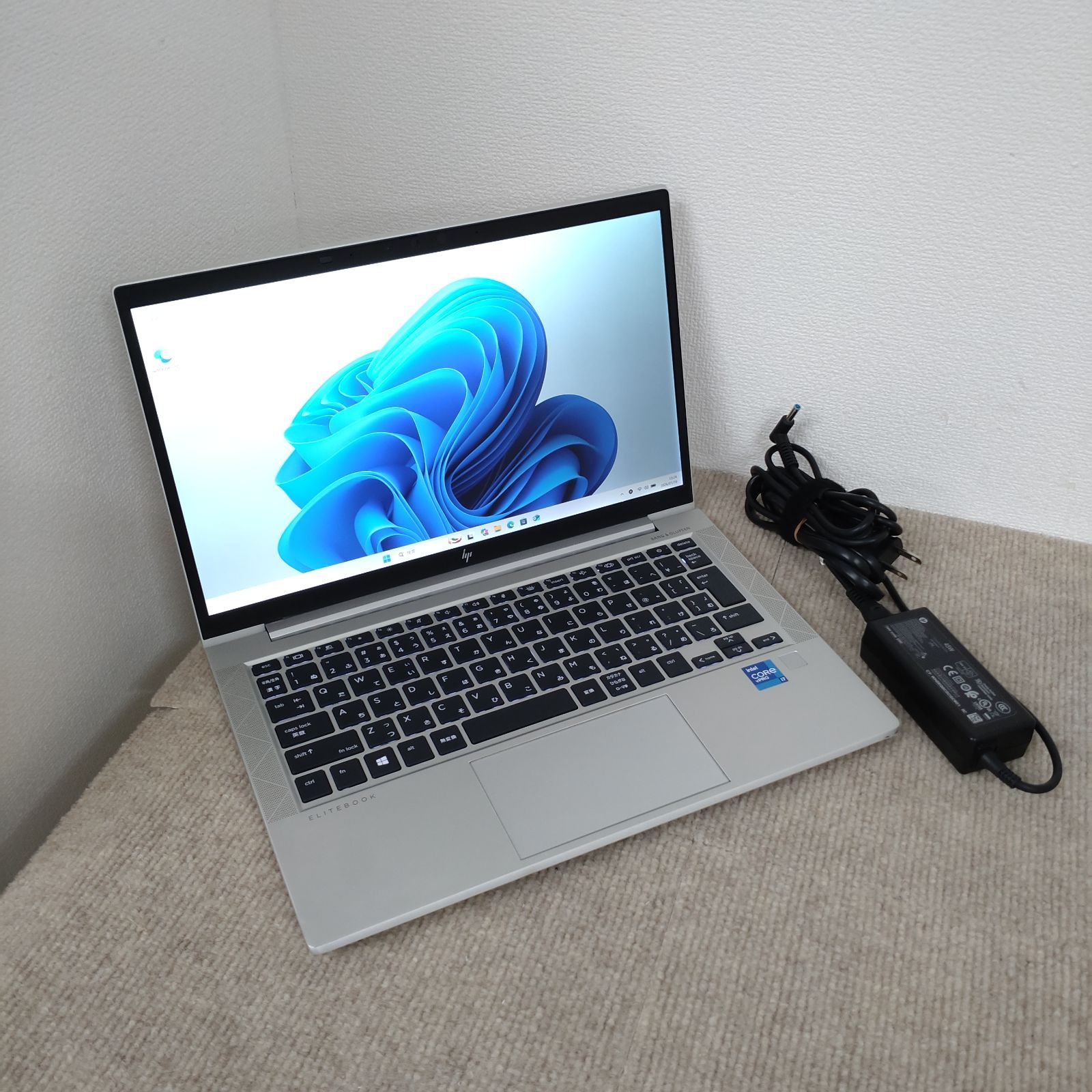 送料無料】HP EliteBook 830 G8 / I7-1185G7 / 32GB / SSD512GB