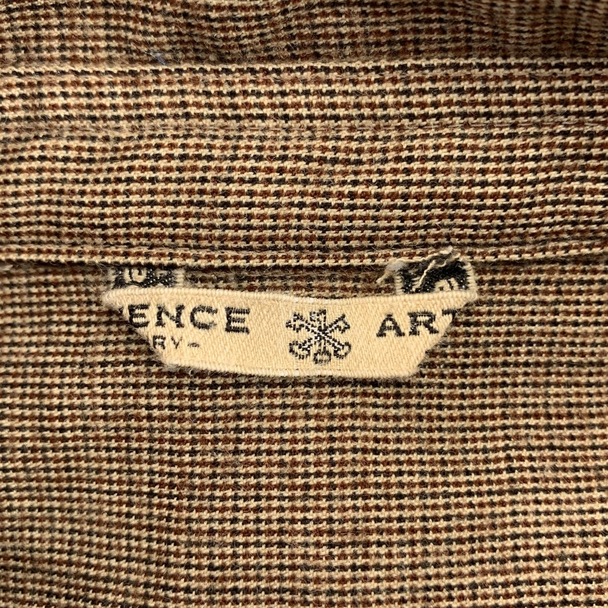 ARTS&SCIENCE / アーツアンドサイエンス | ウール スタンドカラー