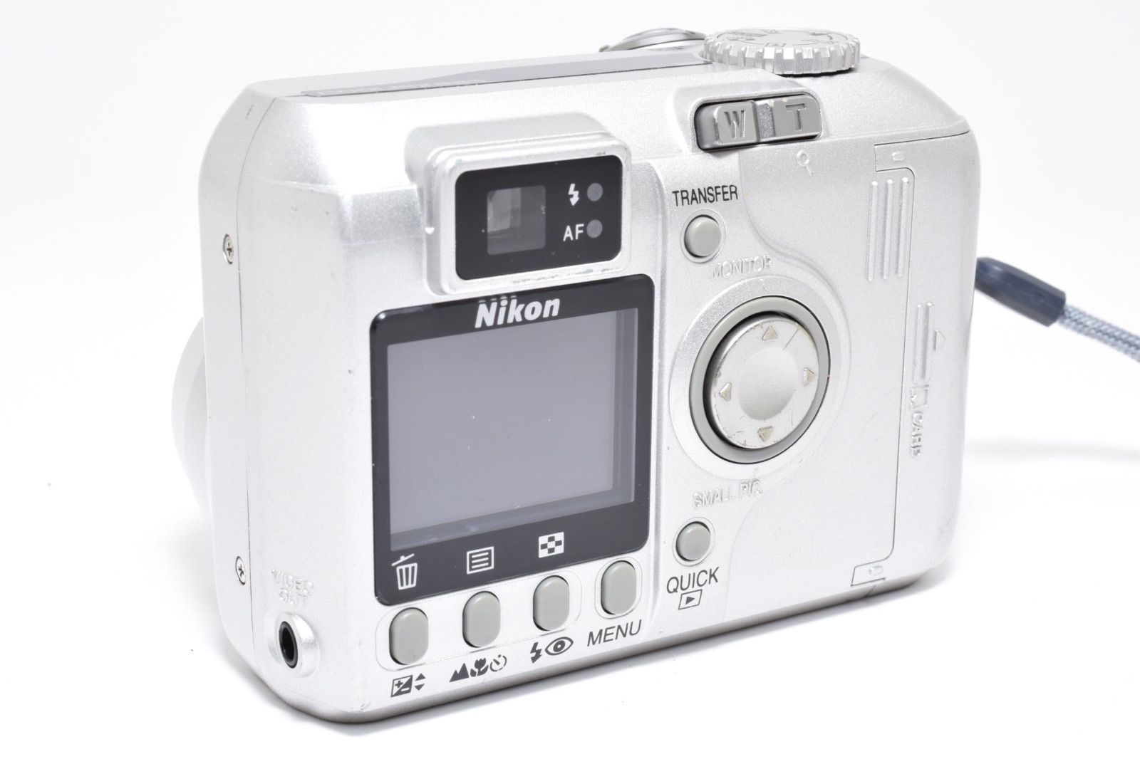 ニコン Nikon COOLPIX 885 シルバー コンパクトデジタルカメラ - メルカリ