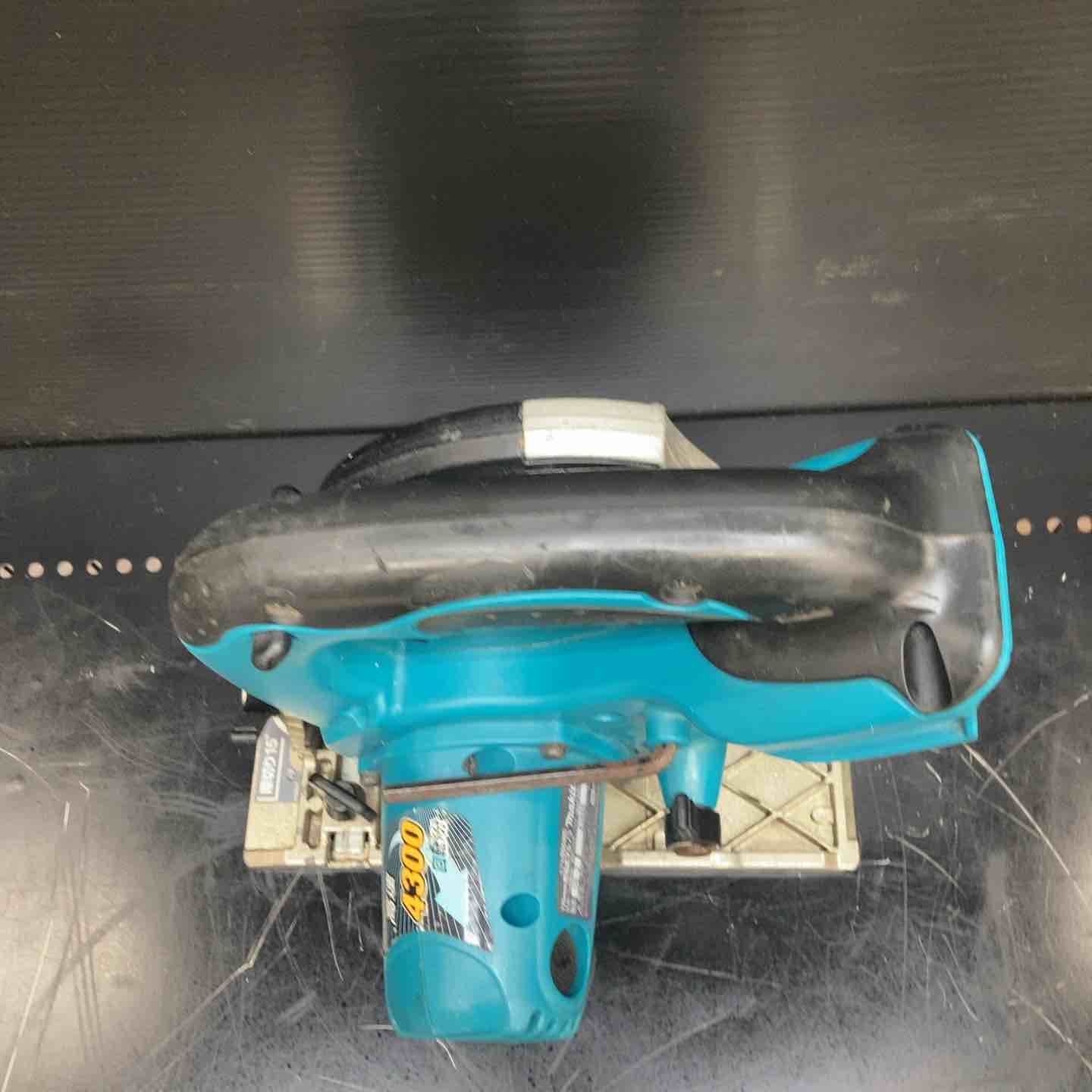 ☆マキタ(makita) コードレス丸のこ SS540DRF【川越店】 - メルカリ
