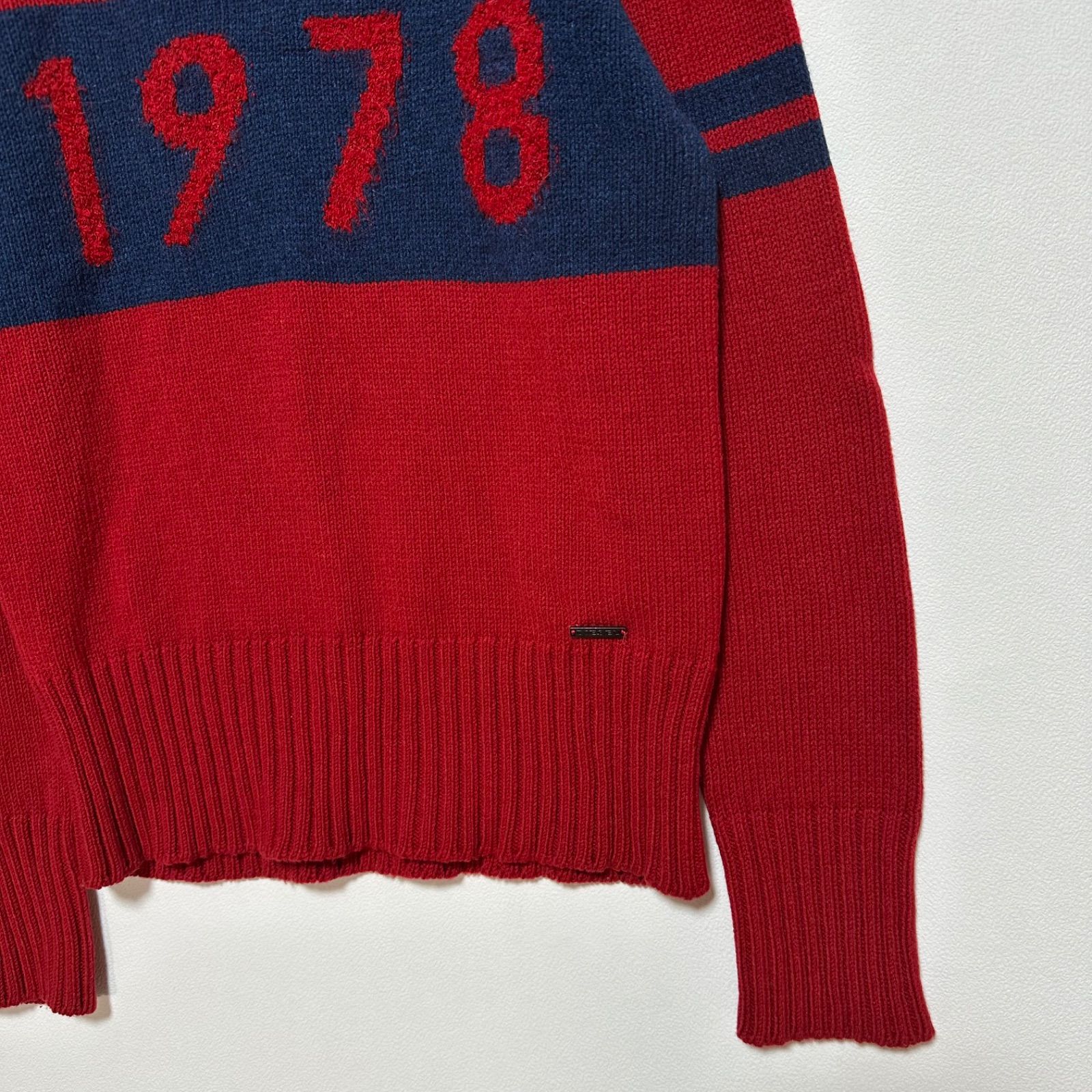 DIESEL ディーゼル 1978 ロゴ Vネック ニット セーター レッド