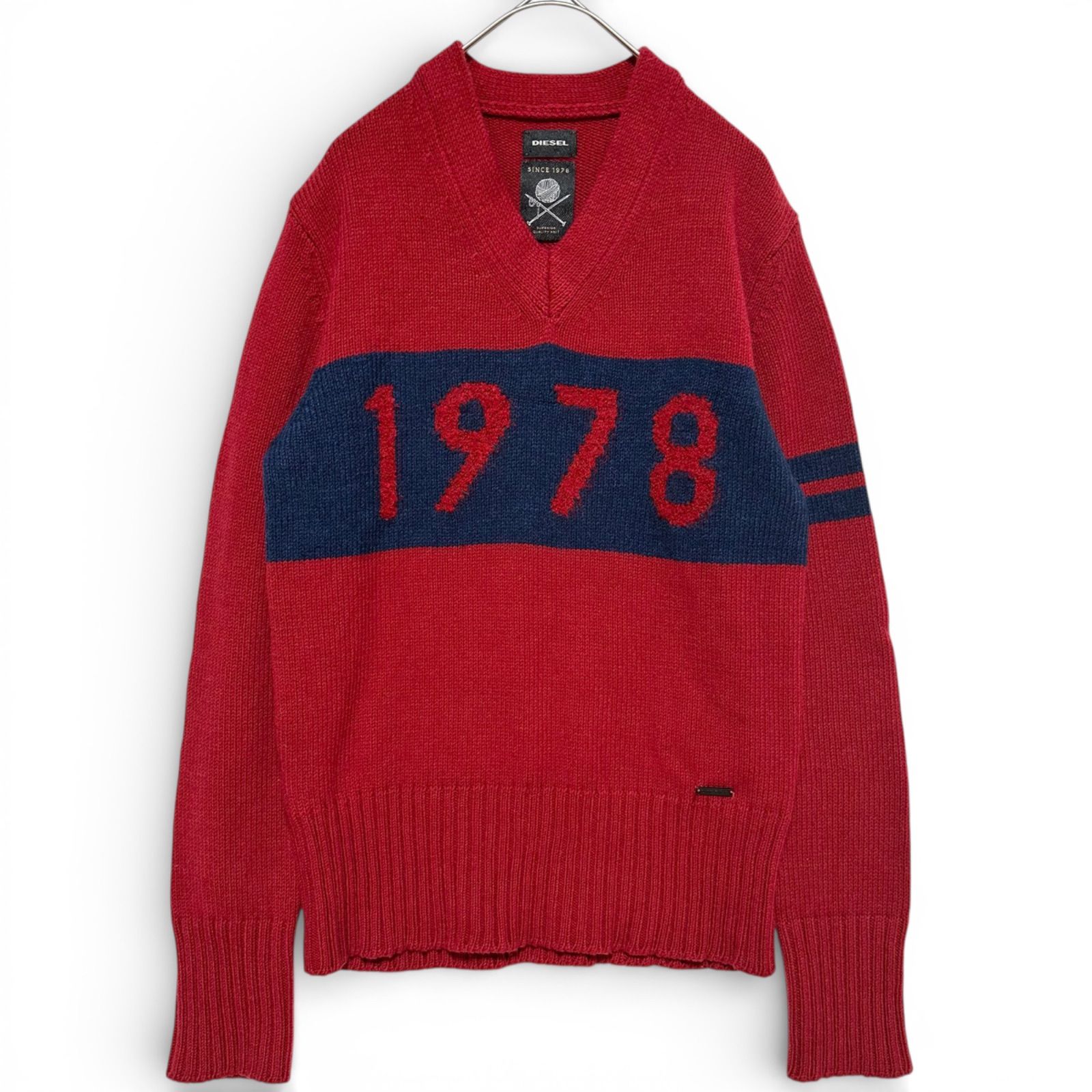 DIESEL ディーゼル 1978 ロゴ Vネック ニット セーター レッド
