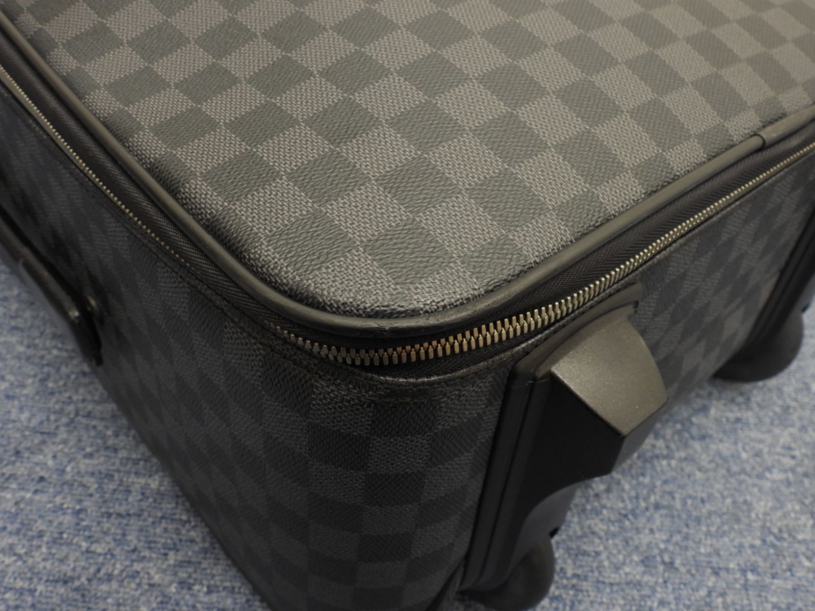 LOUIS VUITTON ベガス55 グラフィットN23299 キャリーバッグ LOUIS