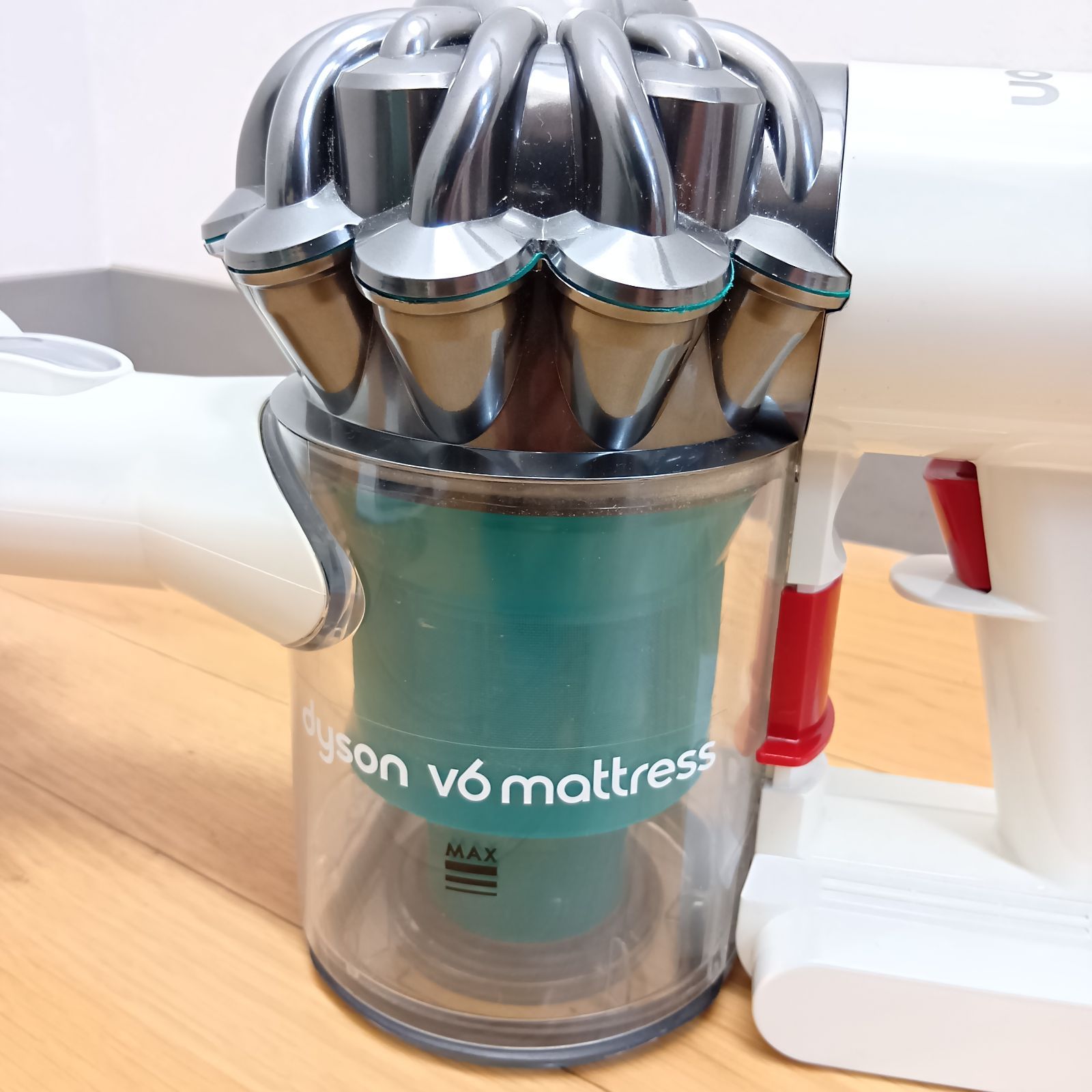 ダイソン dyson V6 mattress HH08 コードレスクリーナー - メルカリ