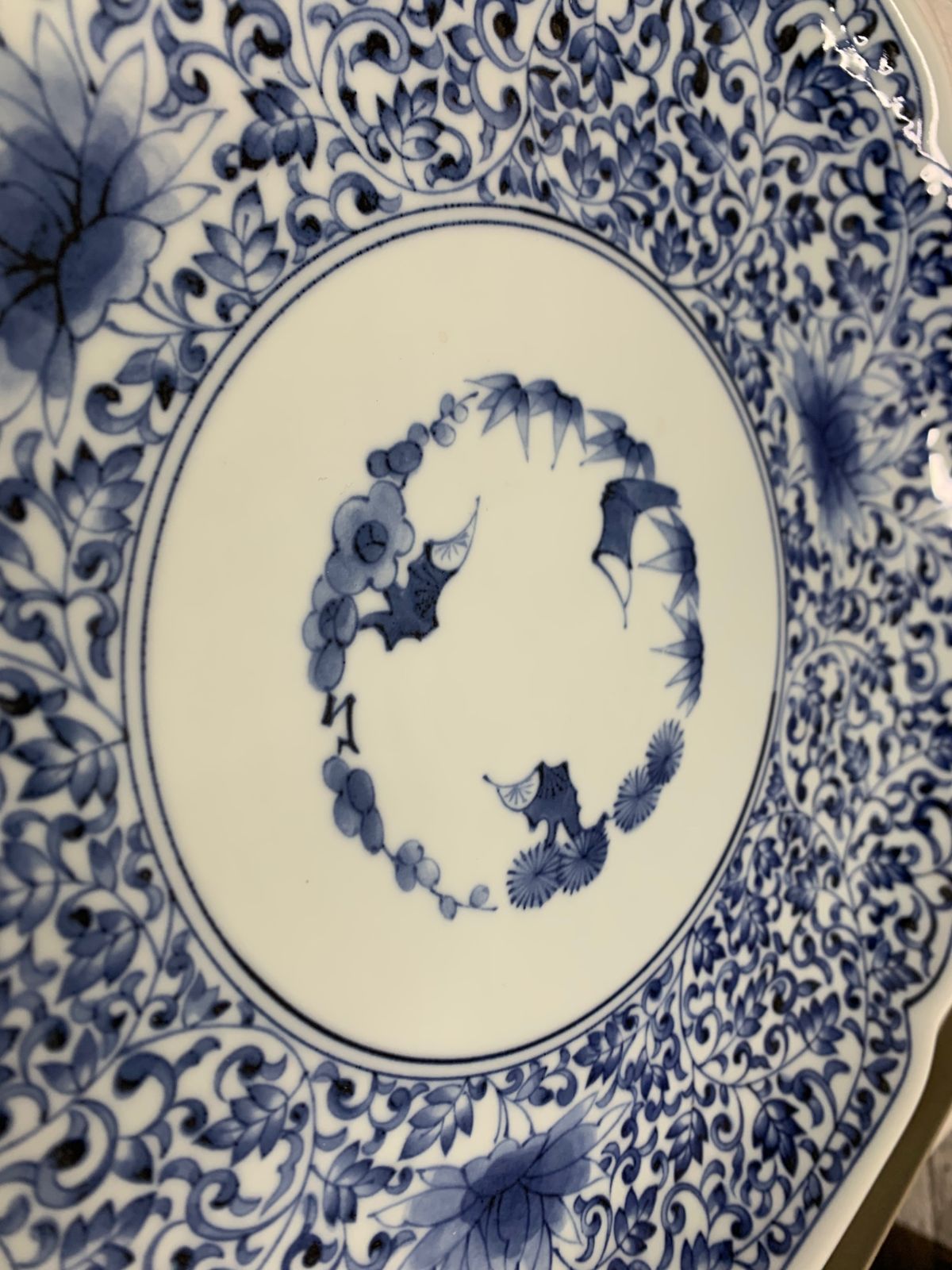 龍峰窯 花風流 古伊万里唐草 31大皿 三洋陶器 - メルカリ